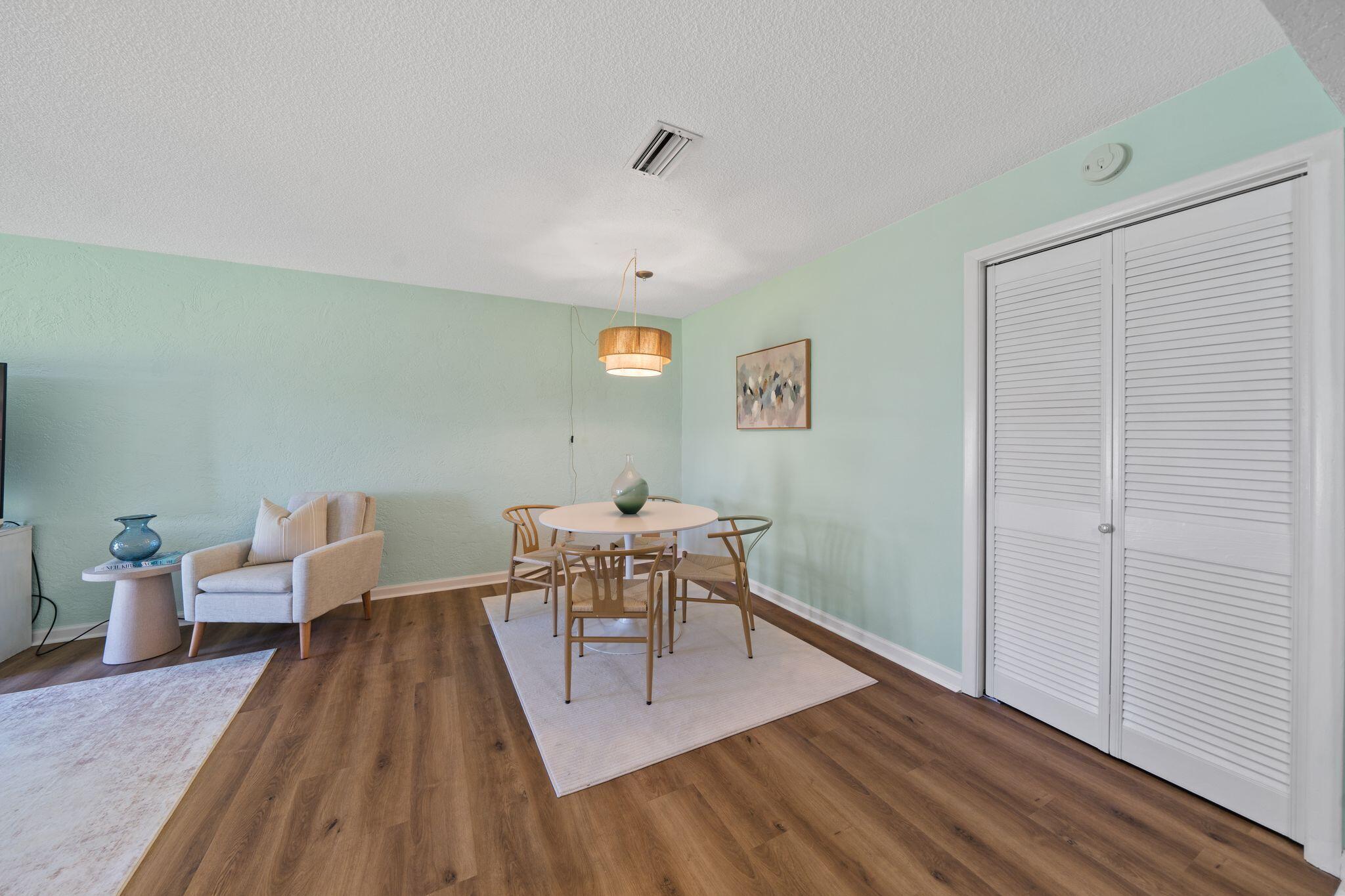 Palisades Condo Ph 1 - Residential