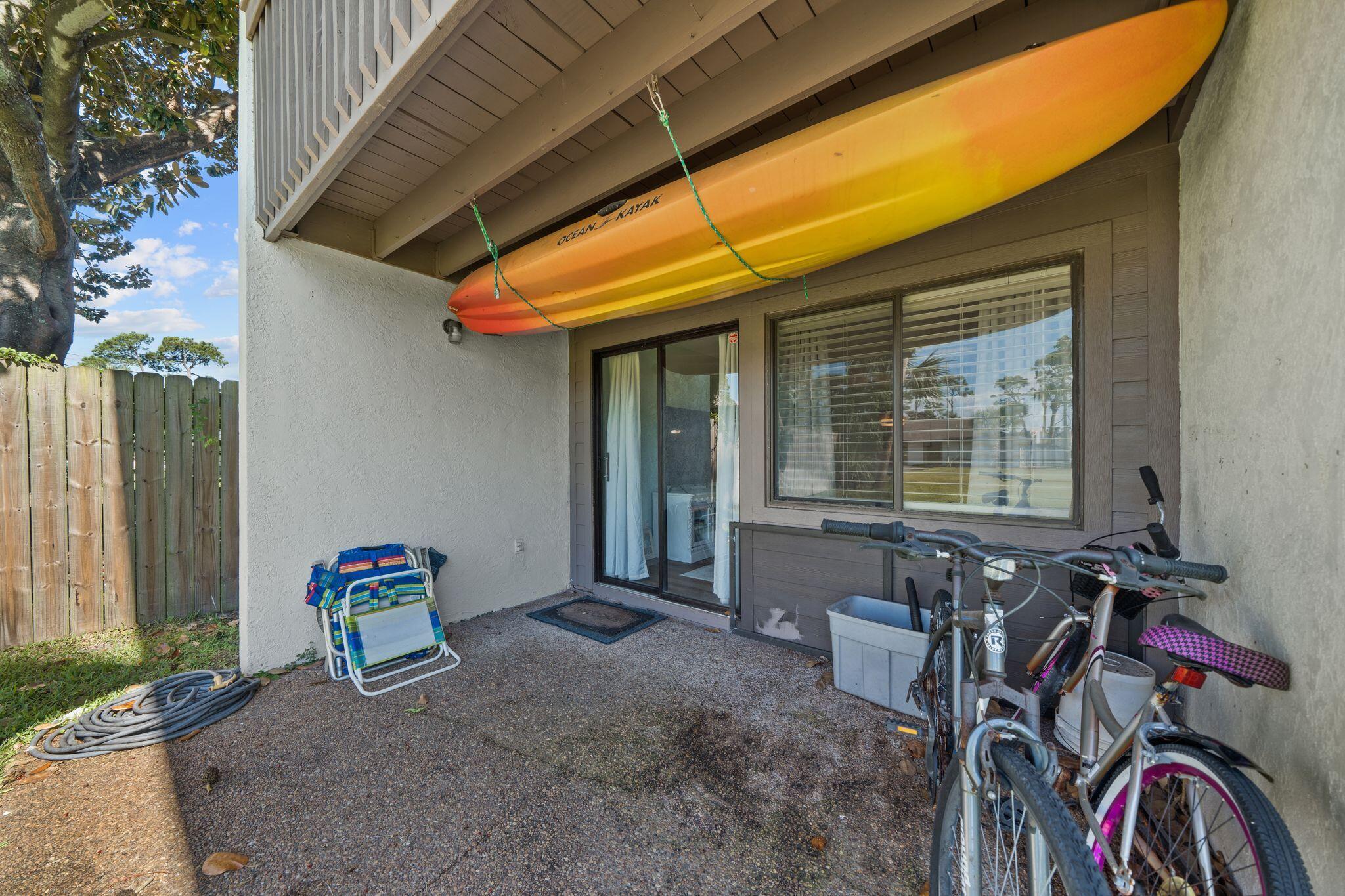 Palisades Condo Ph 1 - Residential