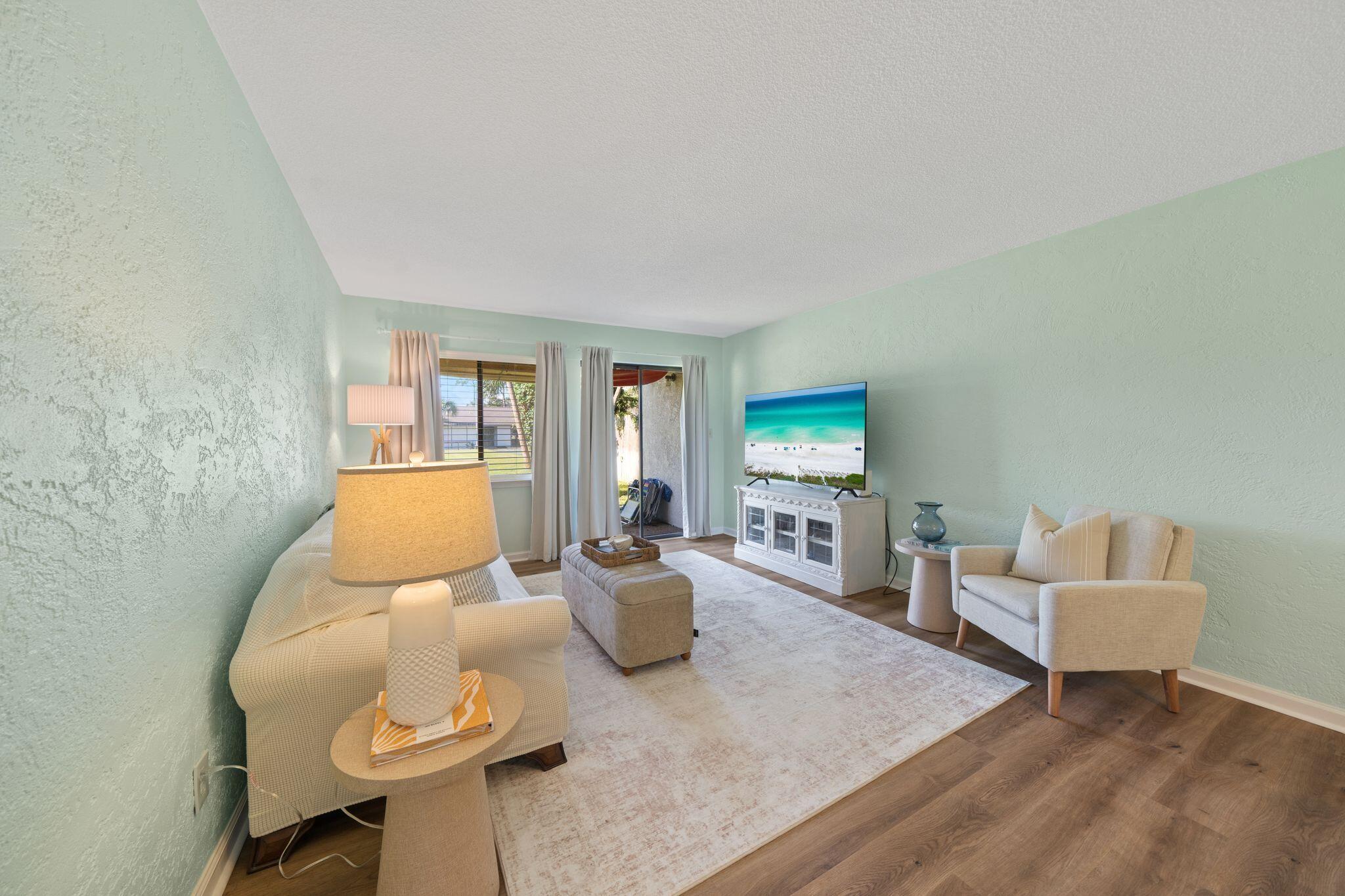 Palisades Condo Ph 1 - Residential