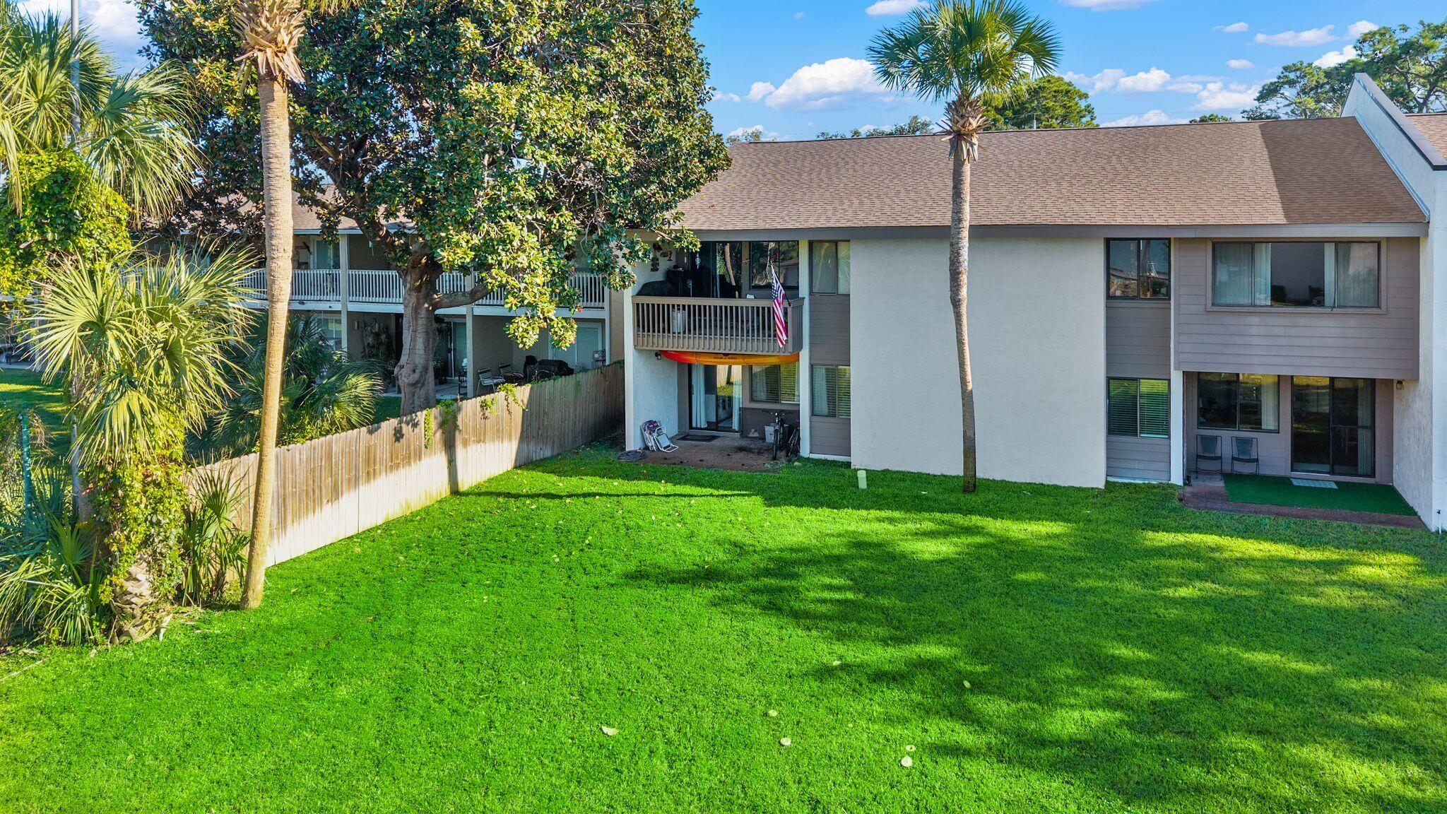 Palisades Condo Ph 1 - Residential