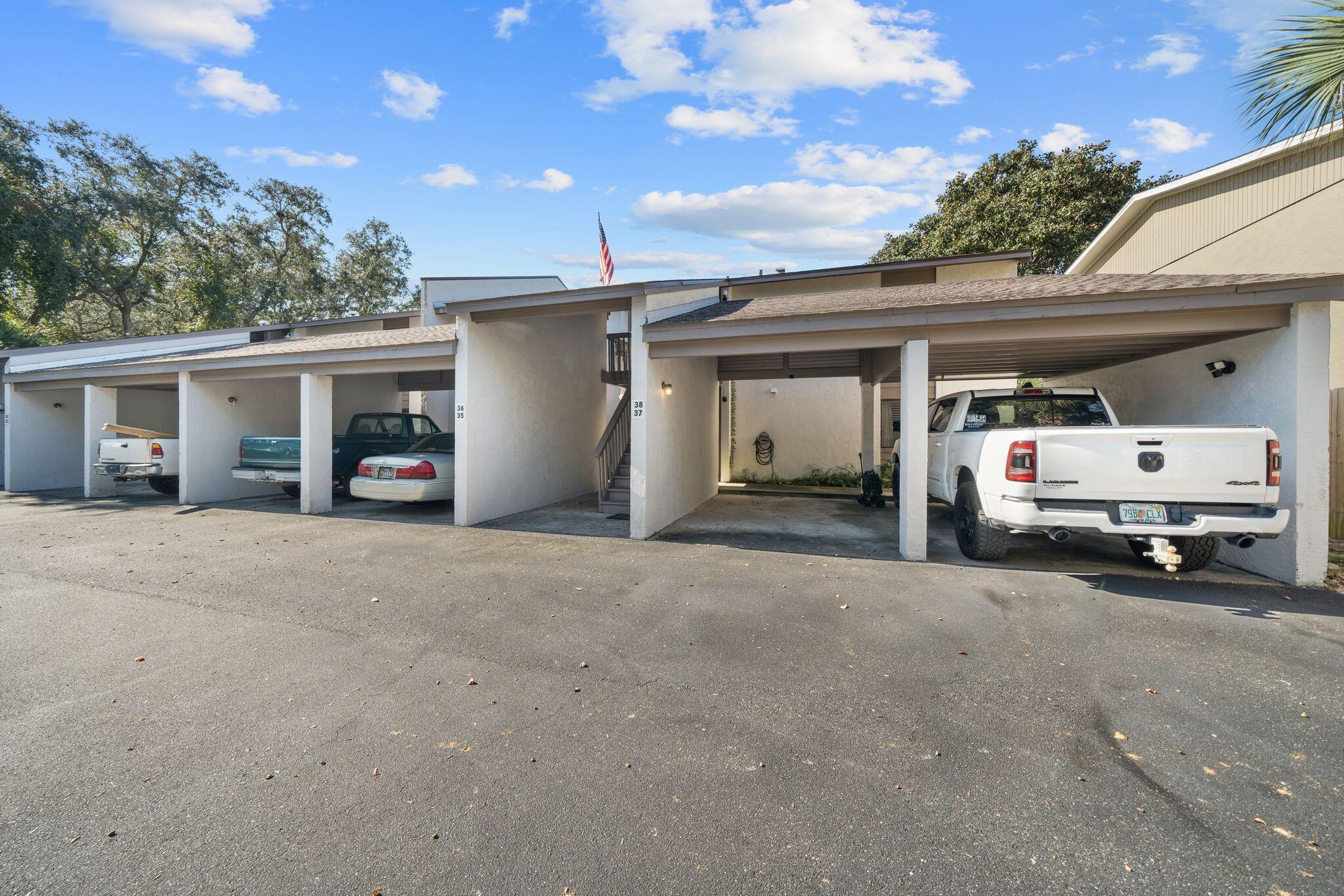 Palisades Condo Ph 1 - Residential