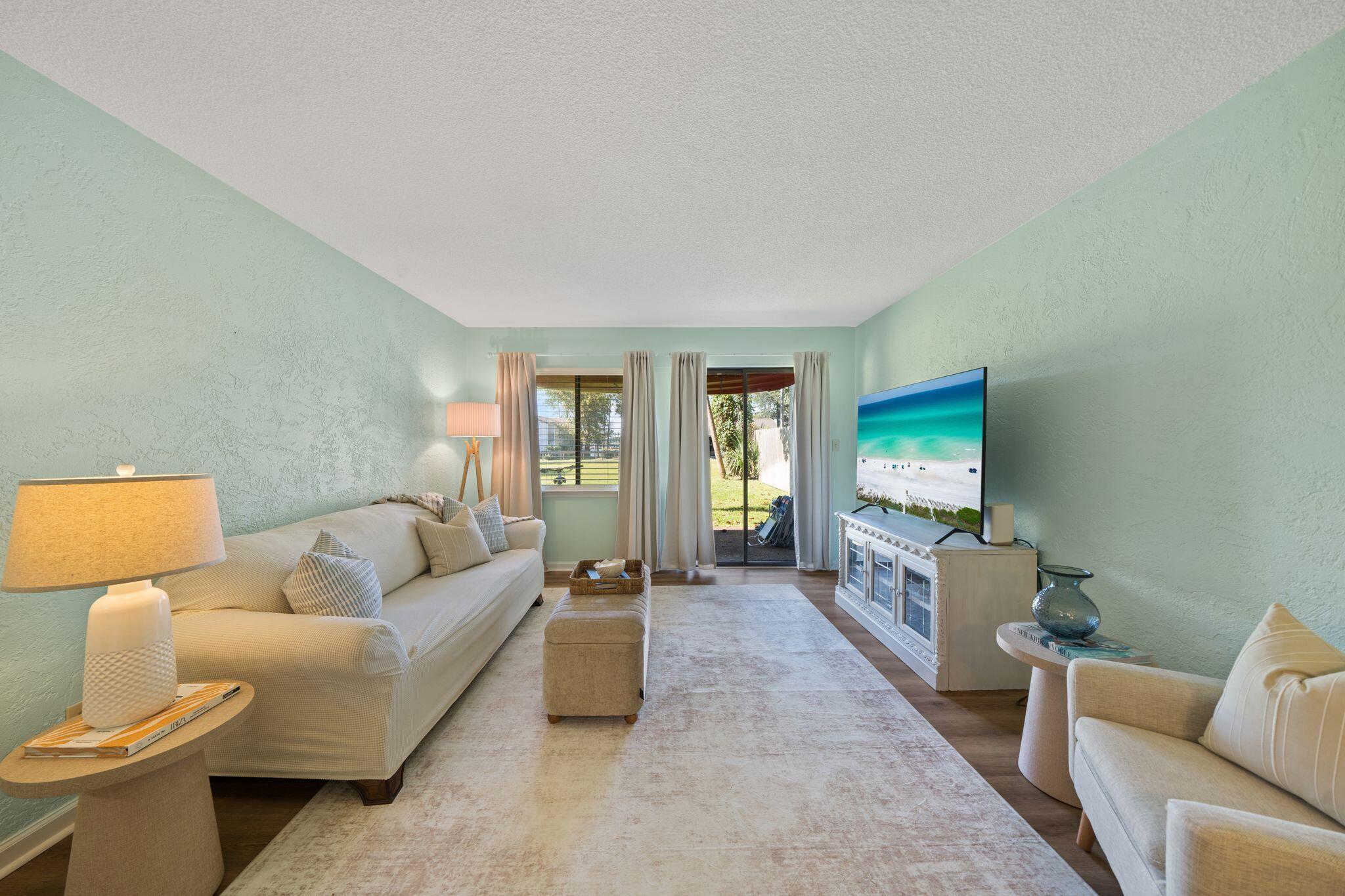 Palisades Condo Ph 1 - Residential
