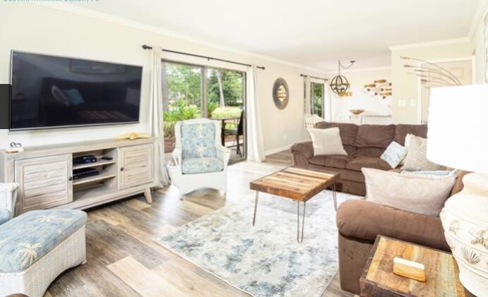SEASCAPE CONDO GARDEN VILLA - Residential