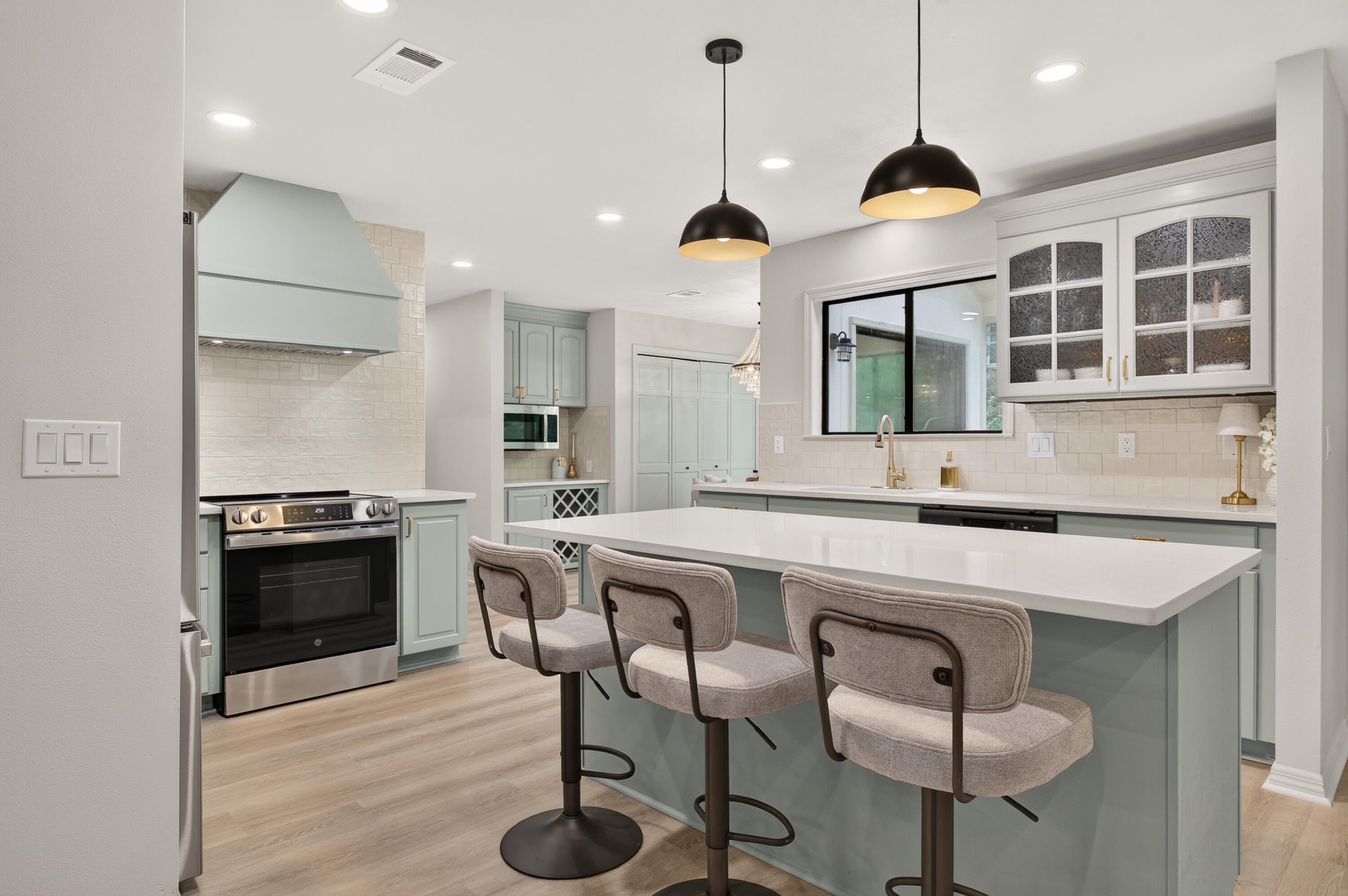 WINDWARD PH 1 BLUEWATER BAY - Residential