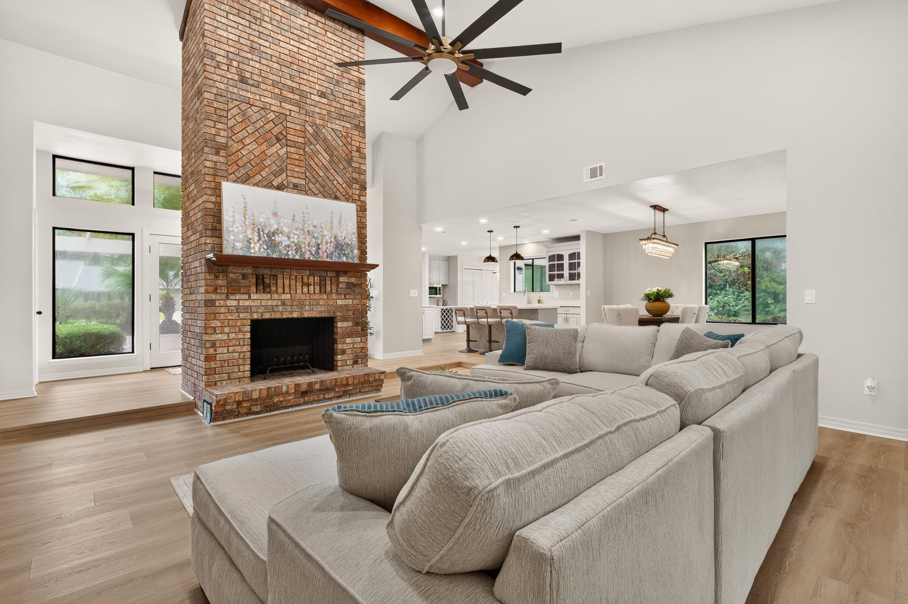 WINDWARD PH 1 BLUEWATER BAY - Residential