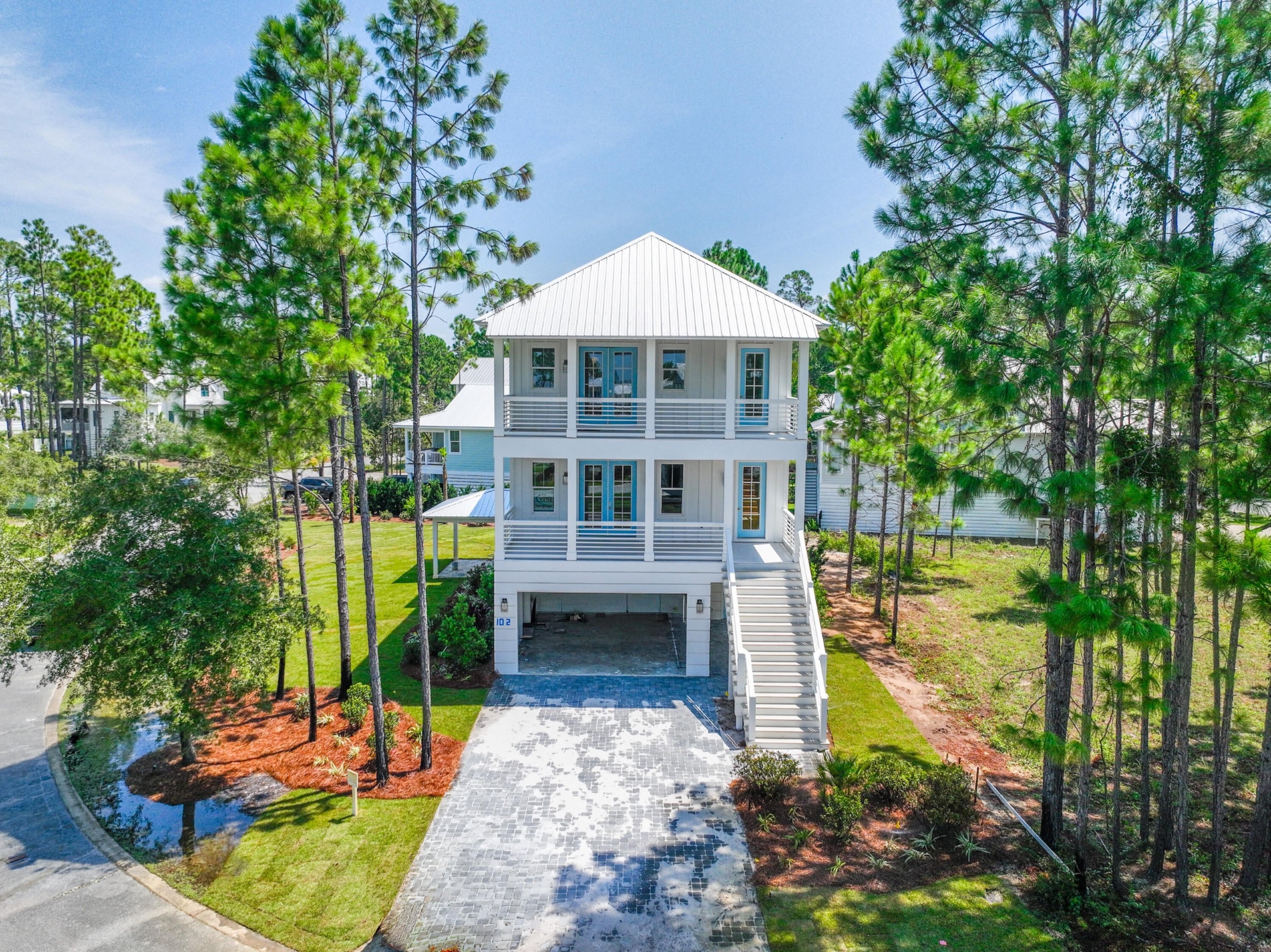 CESSNA LANDING - Residential