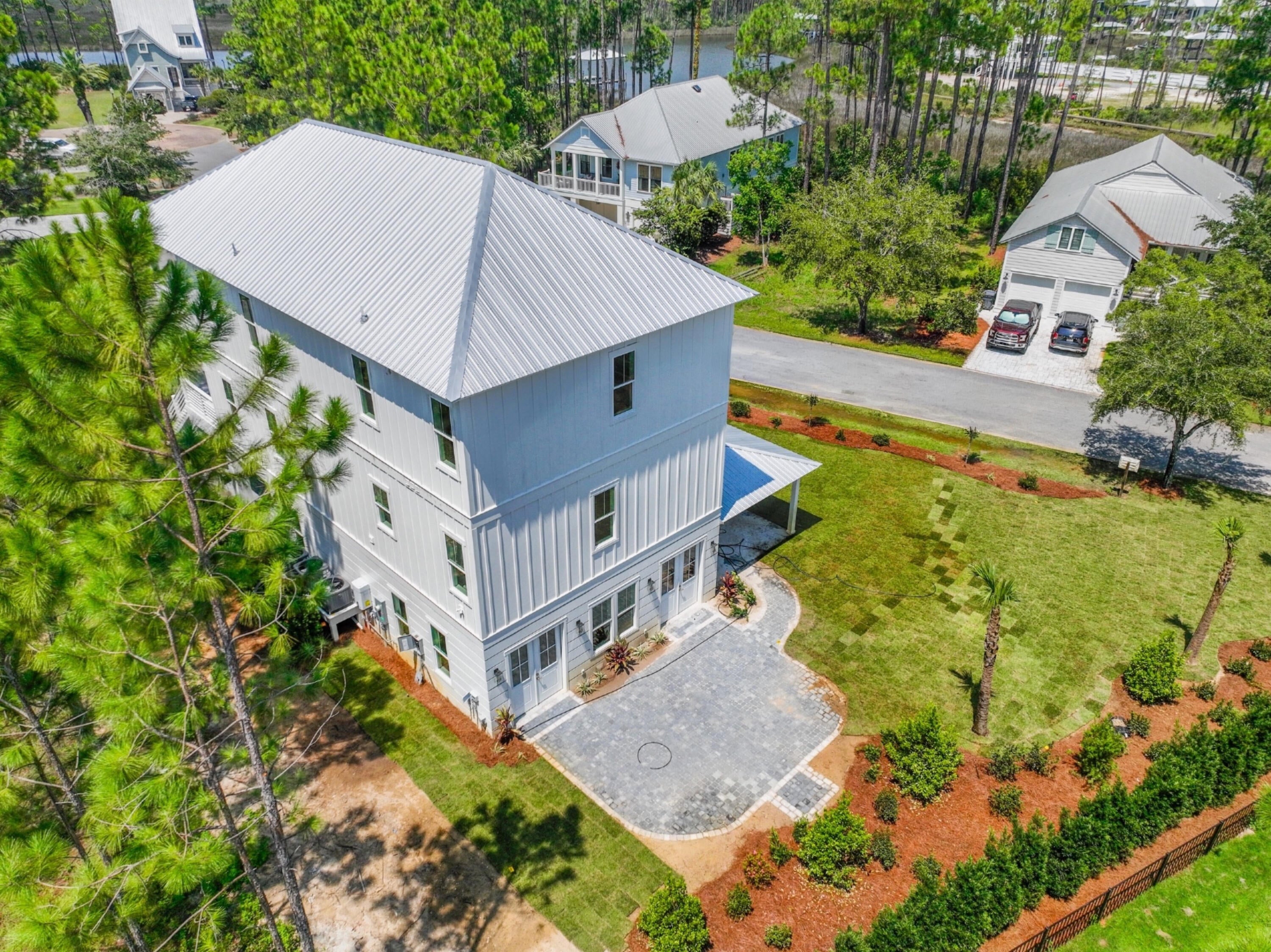 CESSNA LANDING - Residential