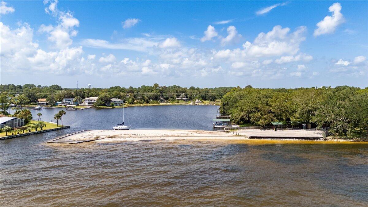 LAKE POINTE - Residential
