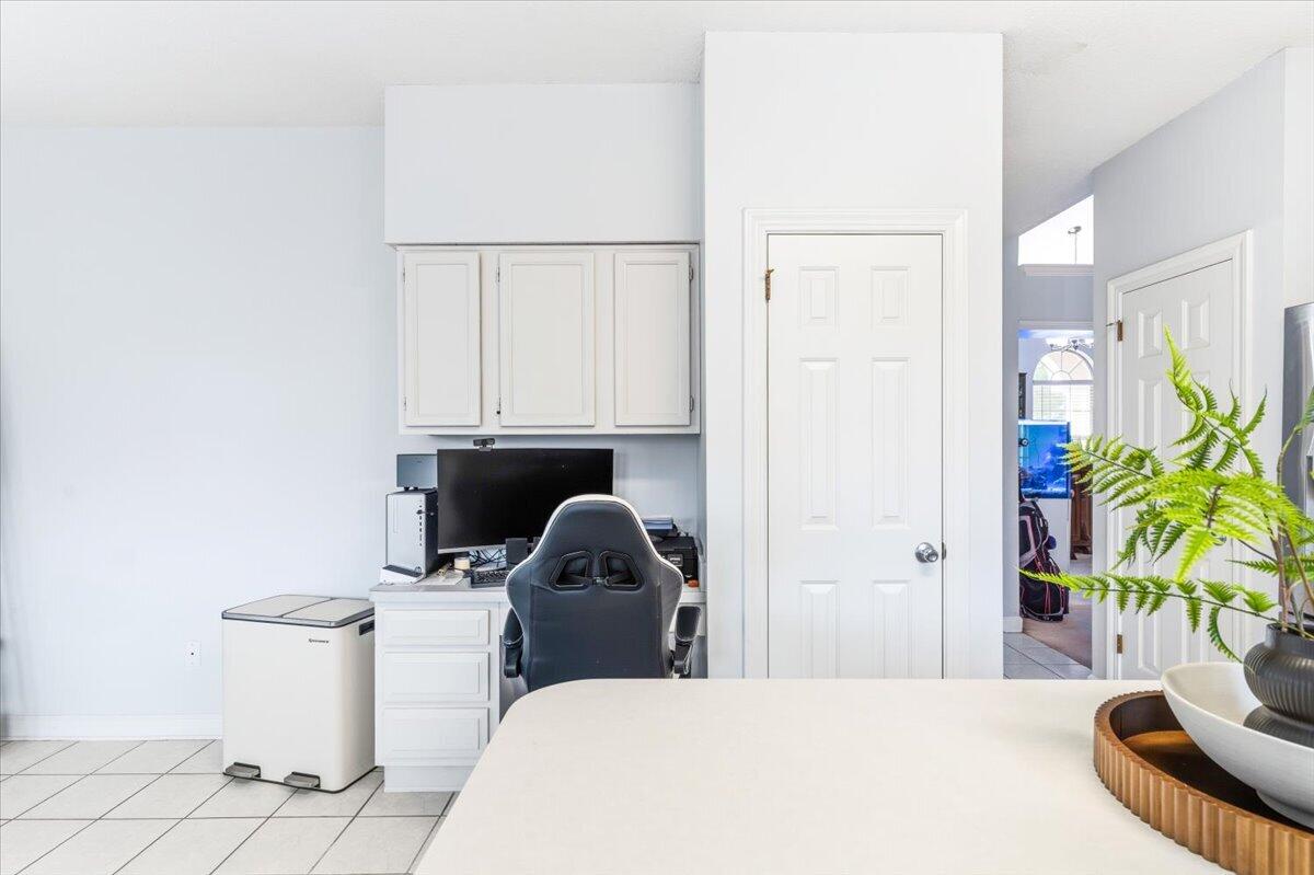 LAKE POINTE - Residential