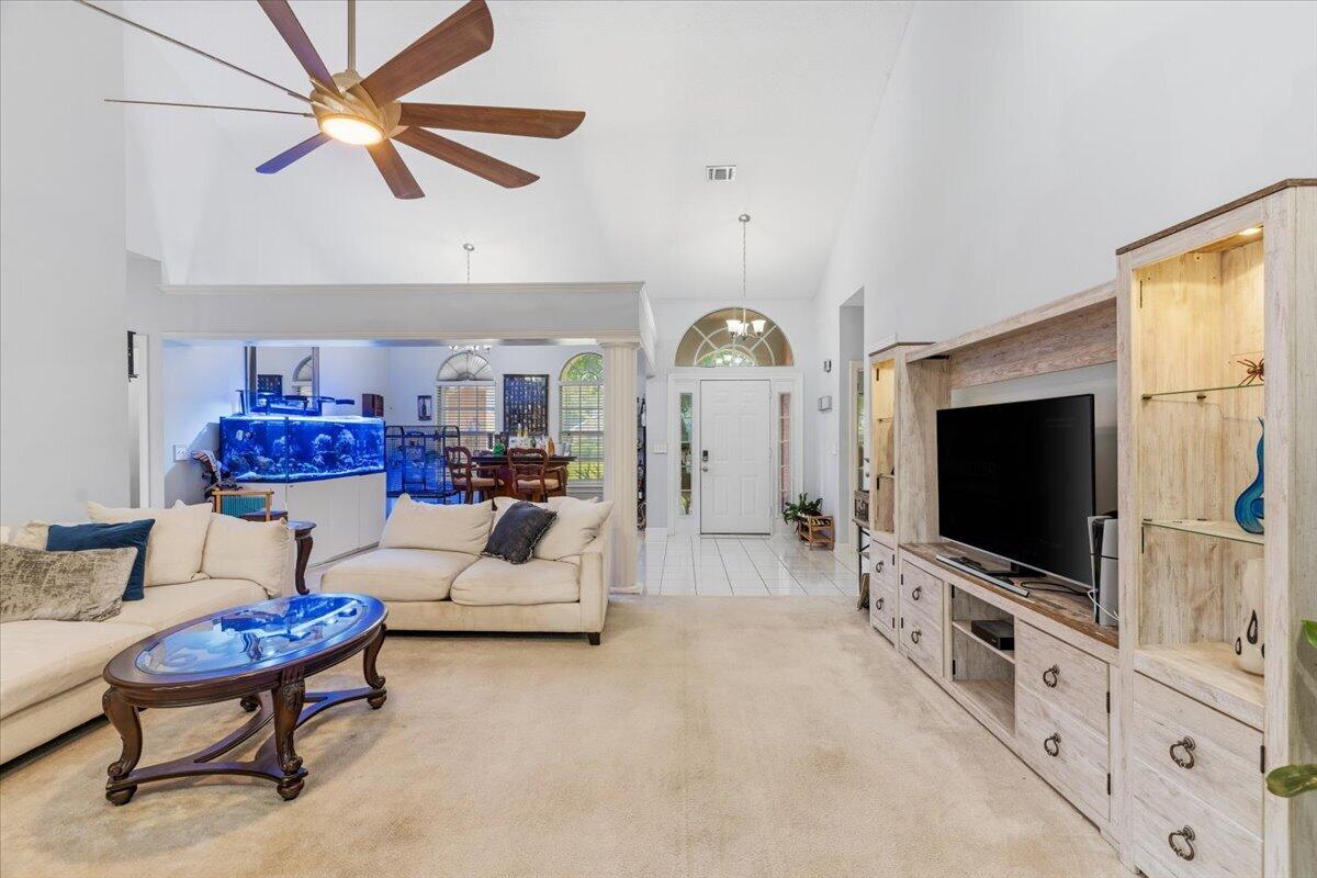 LAKE POINTE - Residential