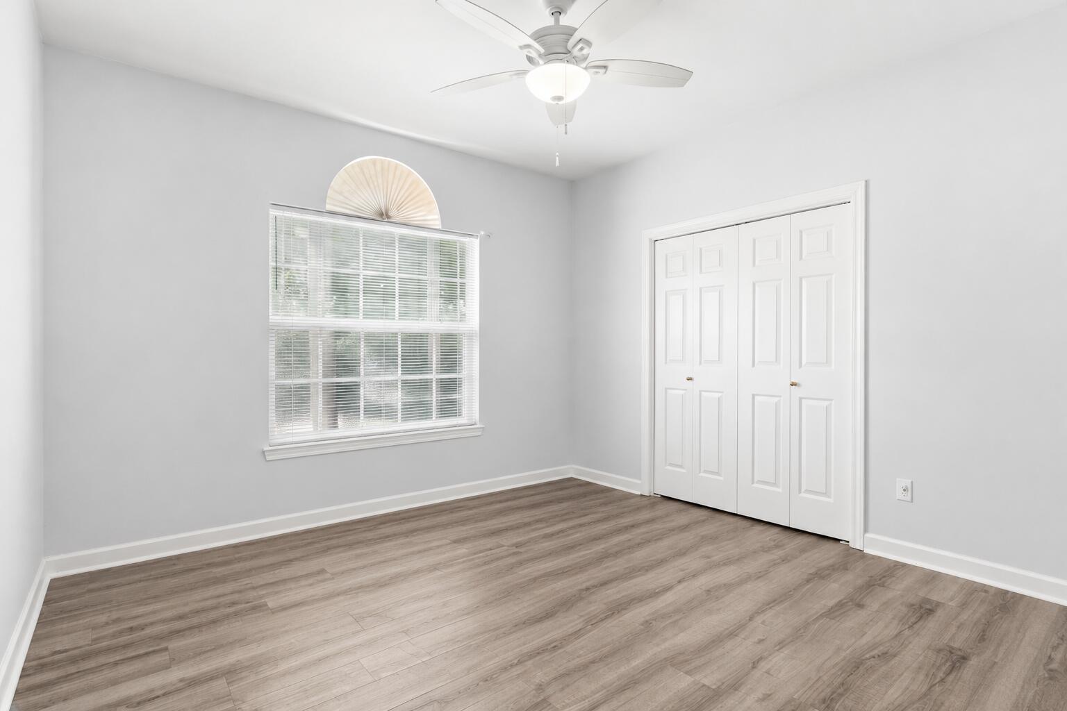 LAKE POINTE - Residential