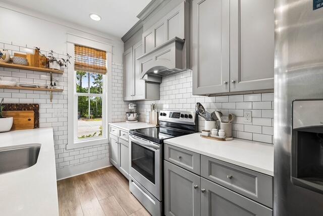 MAGNOLIA BEACH - Residential