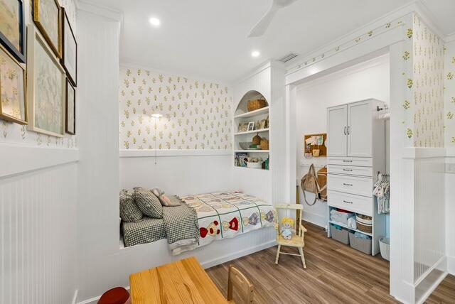 MAGNOLIA BEACH - Residential