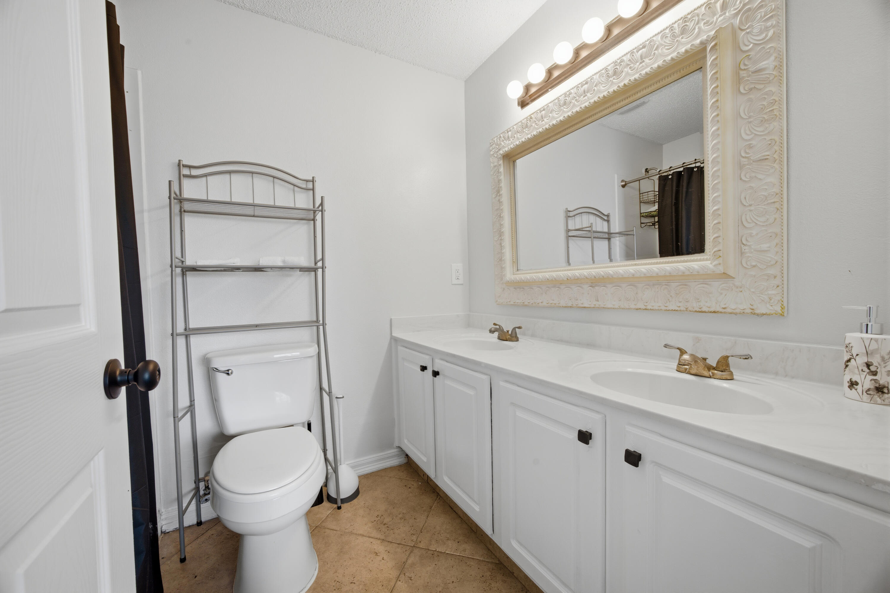 Garden Homes At Bayside - Residential