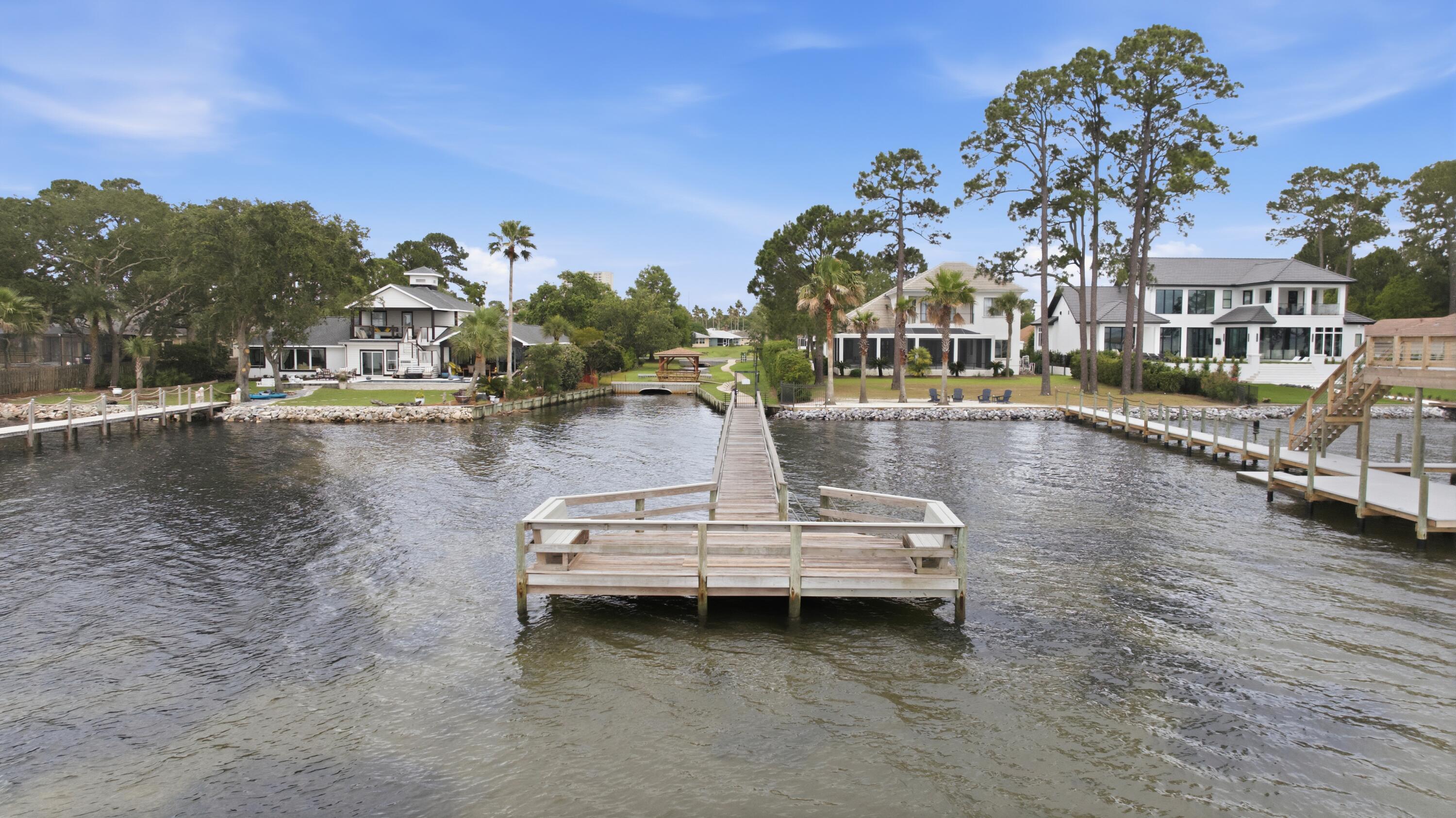 Garden Homes At Bayside - Residential
