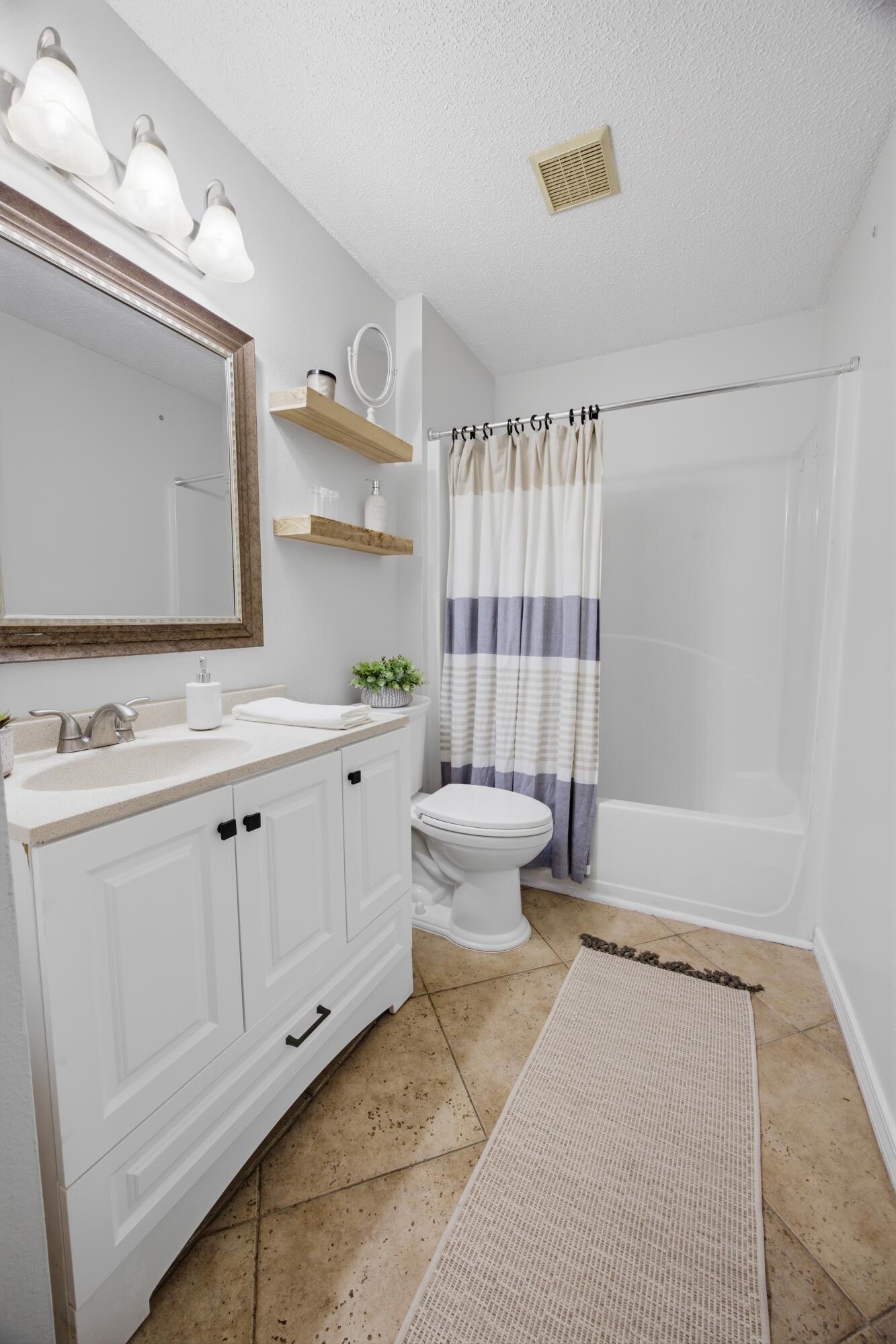 Garden Homes At Bayside - Residential