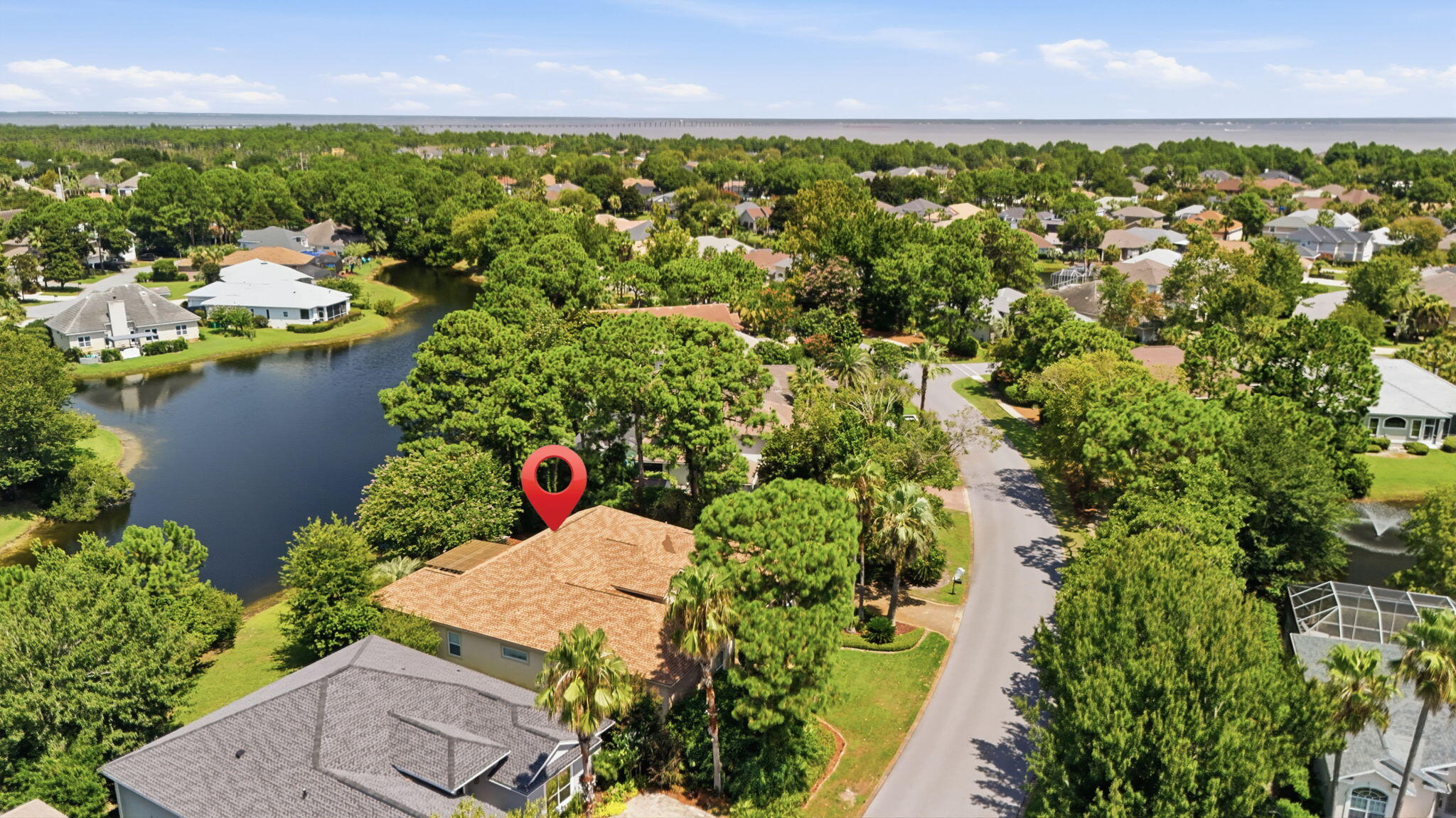 Emerald Lakes - Residential