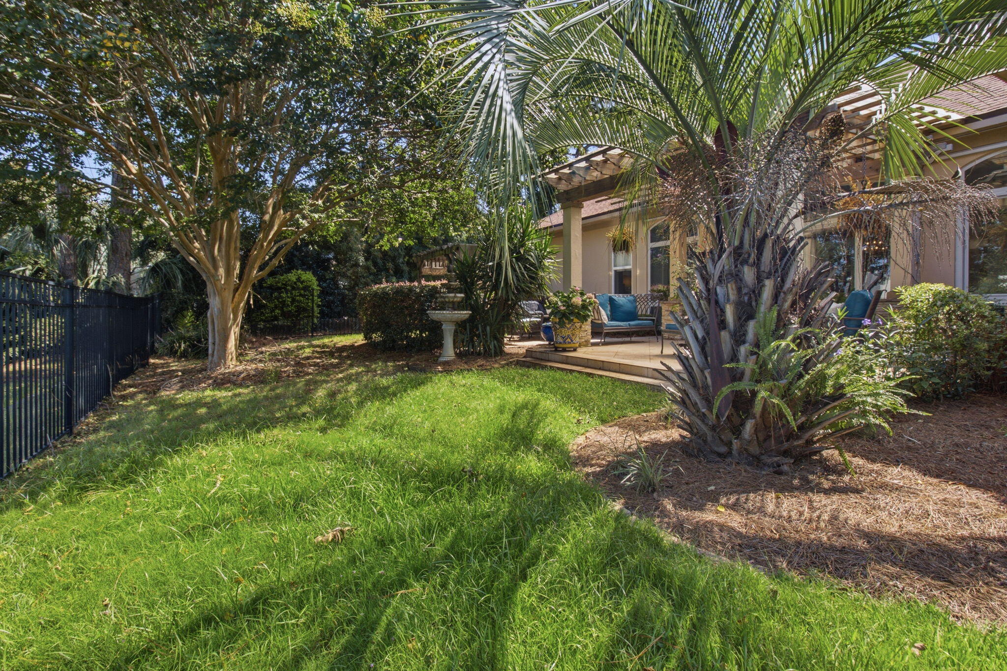 Emerald Lakes - Residential