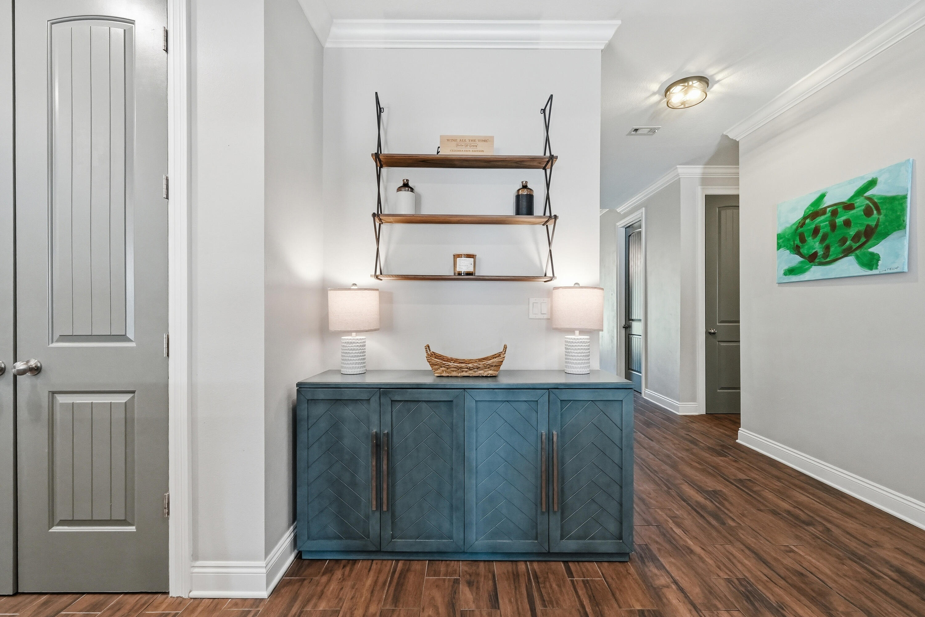 WOODLAND SHORES - Residential