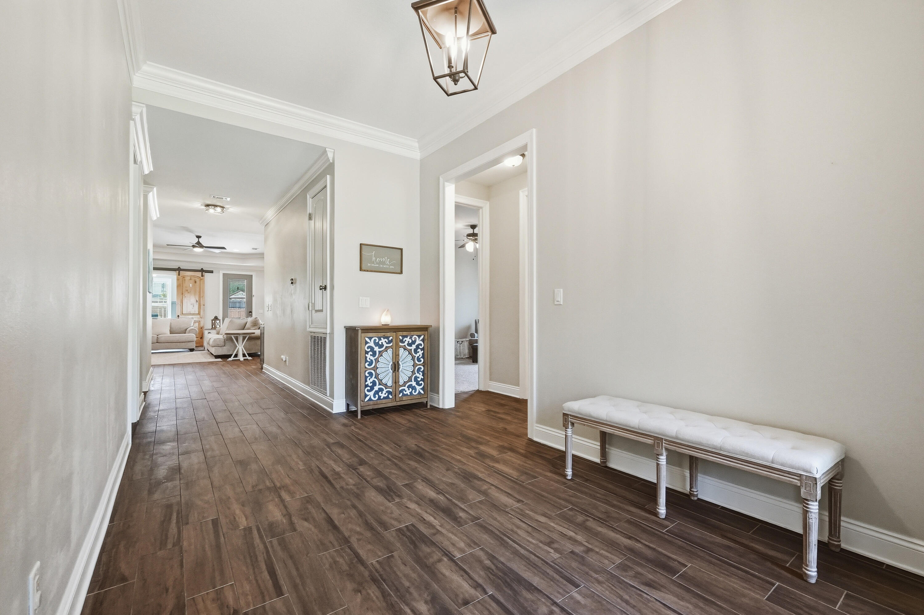 WOODLAND SHORES - Residential