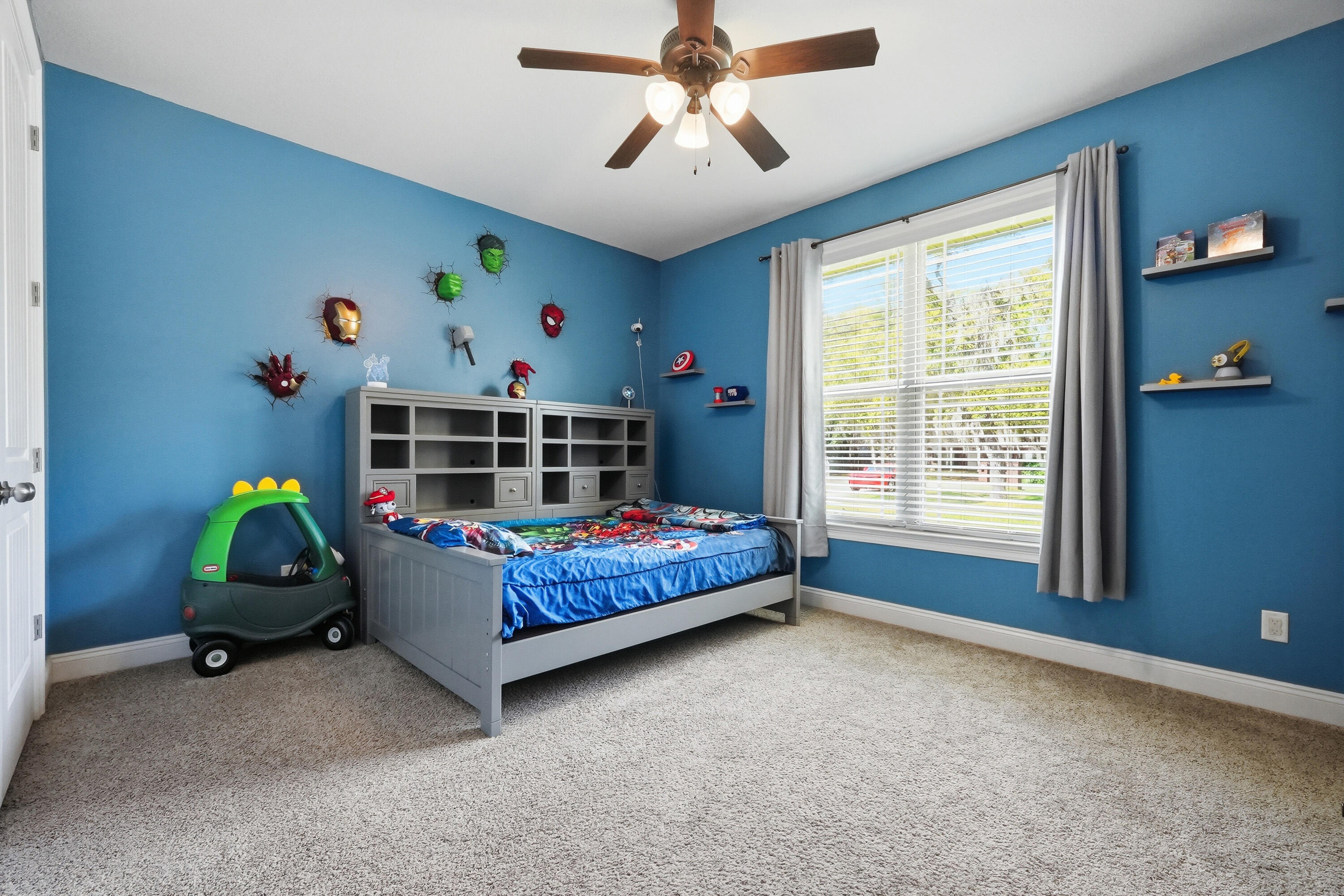WOODLAND SHORES - Residential