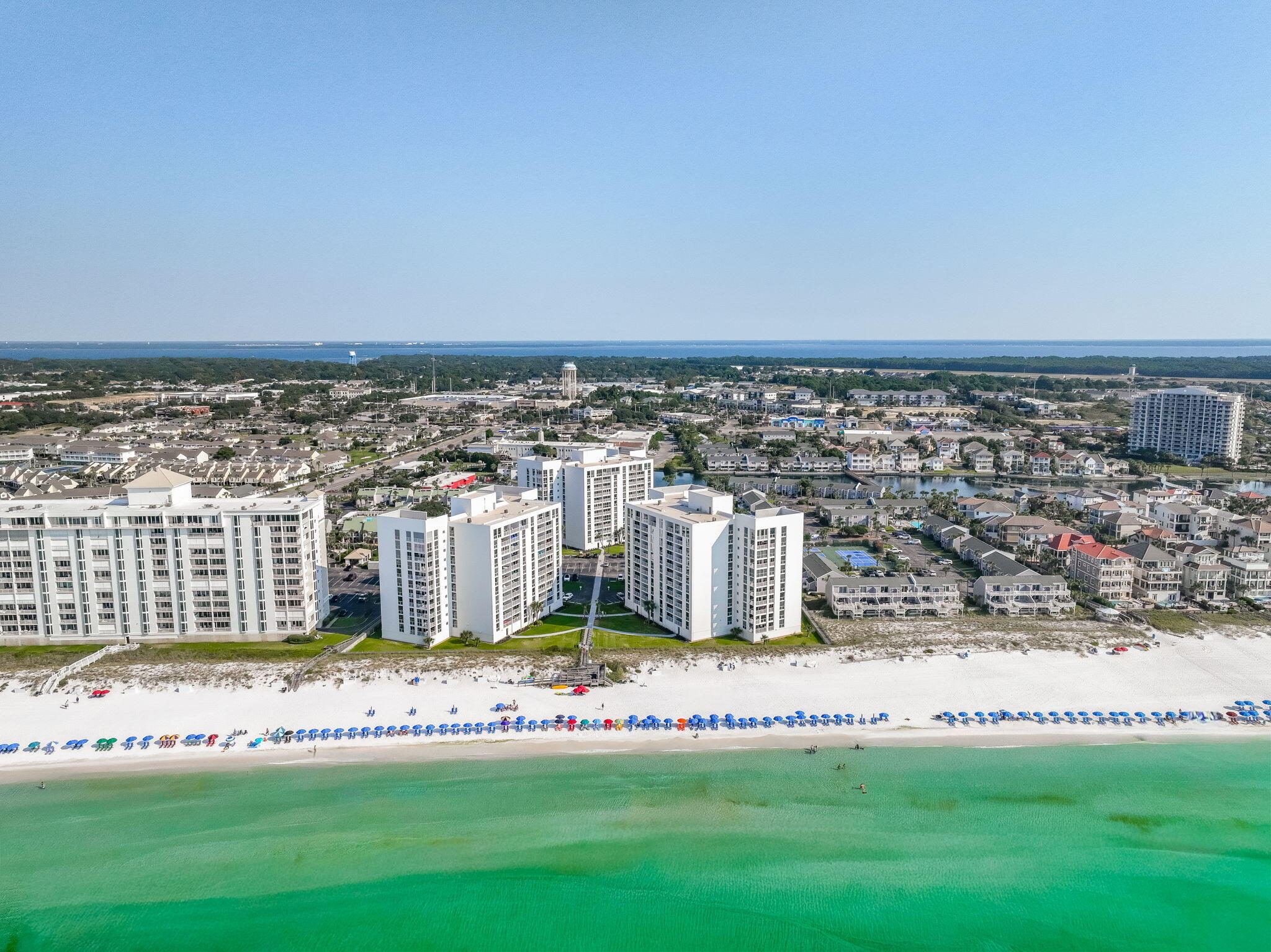 SHORELINE TOWERS 1 - Residential
