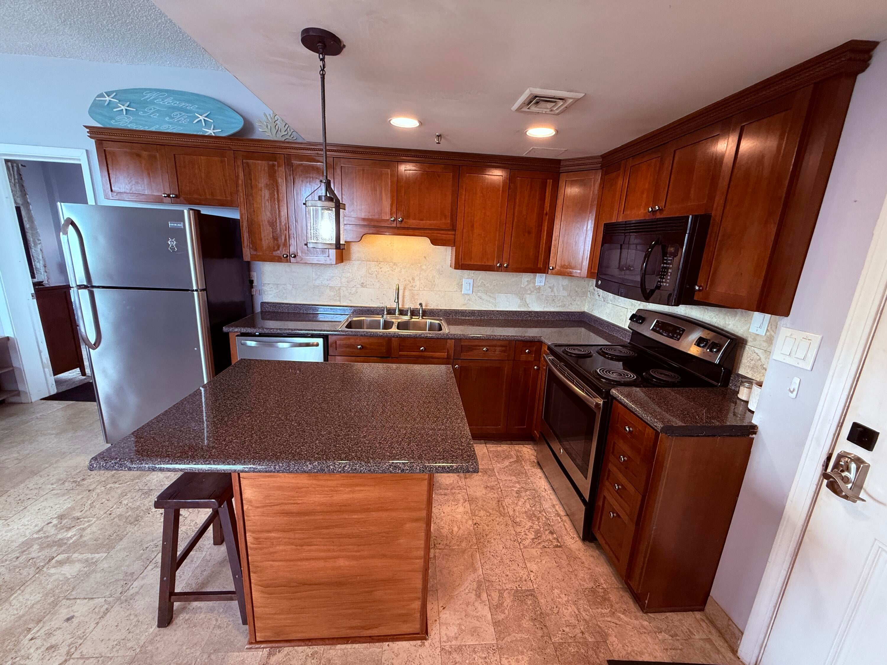 PIRATES BAY PH 1 - Residential
