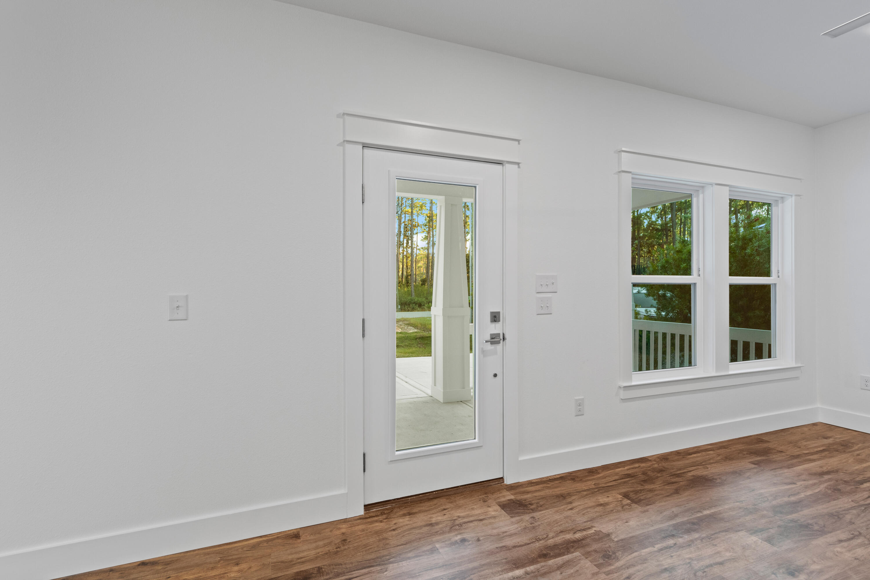 MAGNOLIA BEACH - Residential Lease