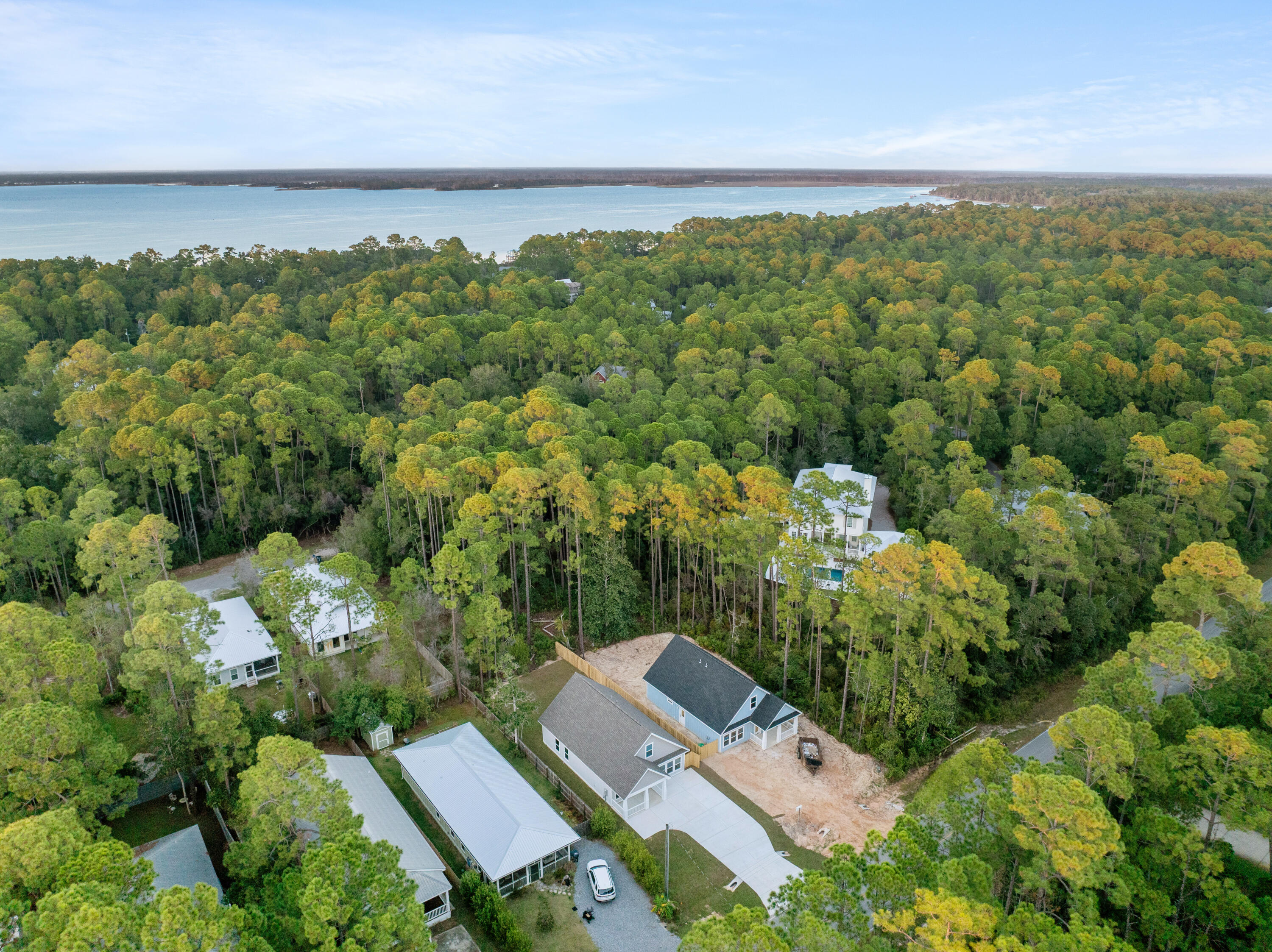 MAGNOLIA BEACH - Residential Lease
