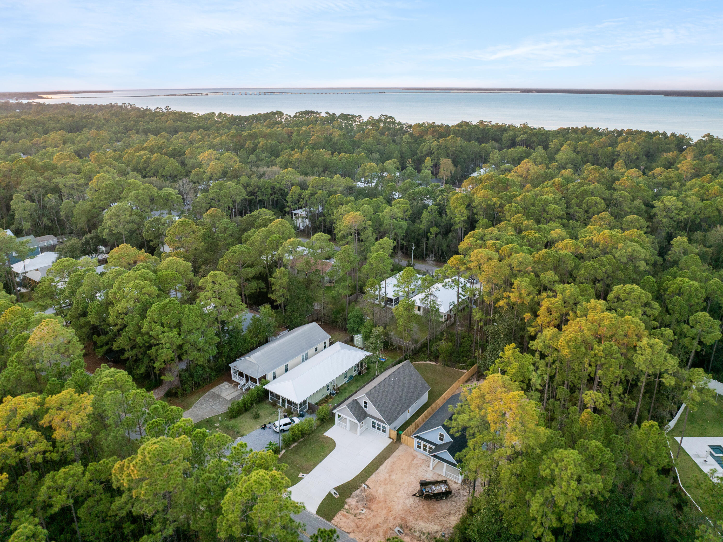 MAGNOLIA BEACH - Residential Lease
