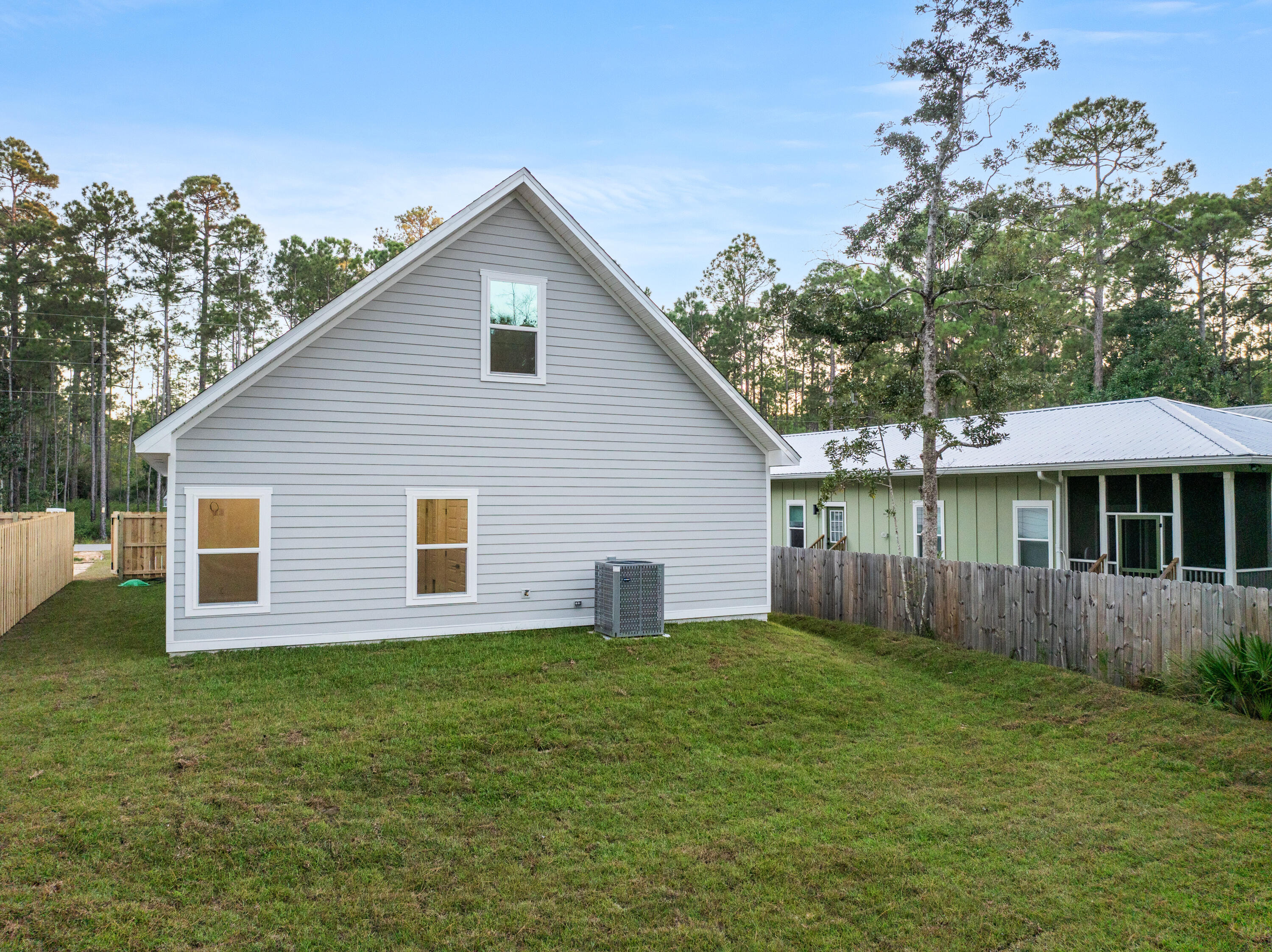 MAGNOLIA BEACH - Residential Lease