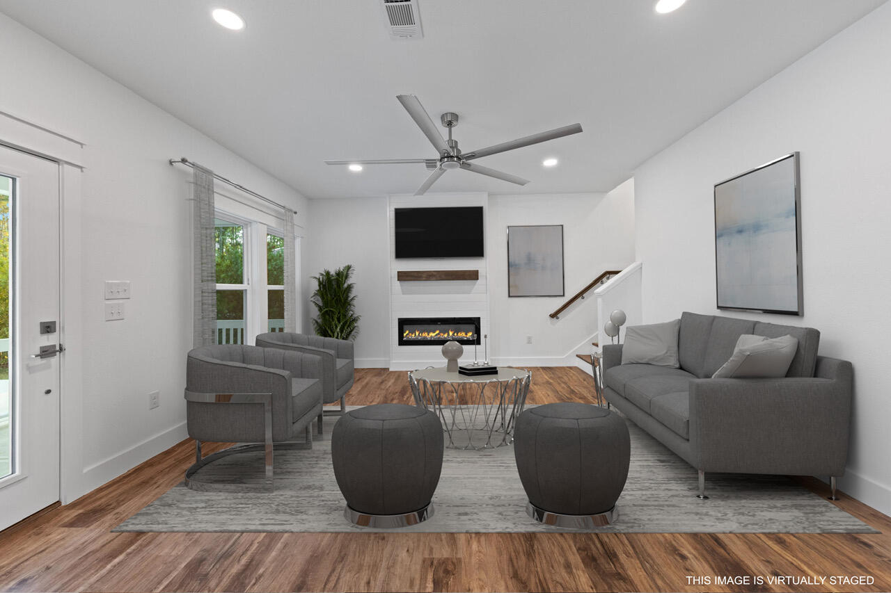 MAGNOLIA BEACH - Residential Lease