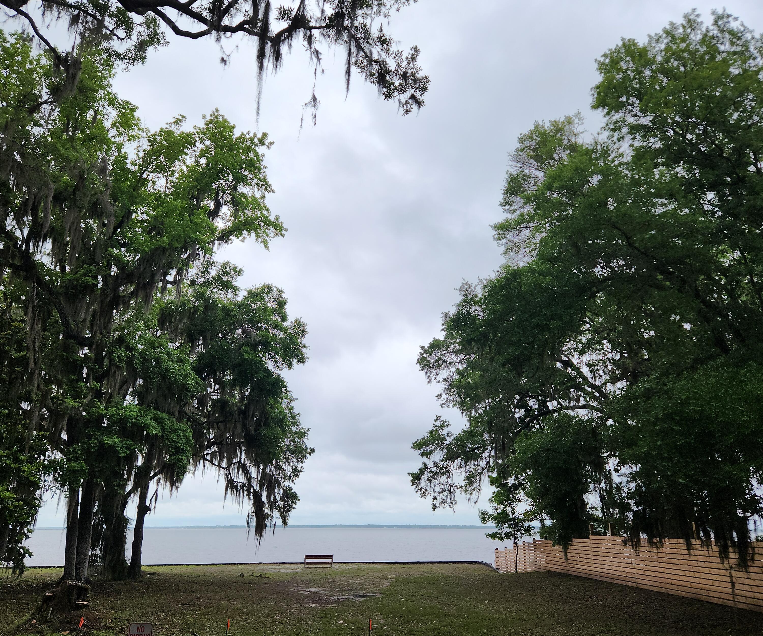 MAGNOLIA BEACH - Residential Lease