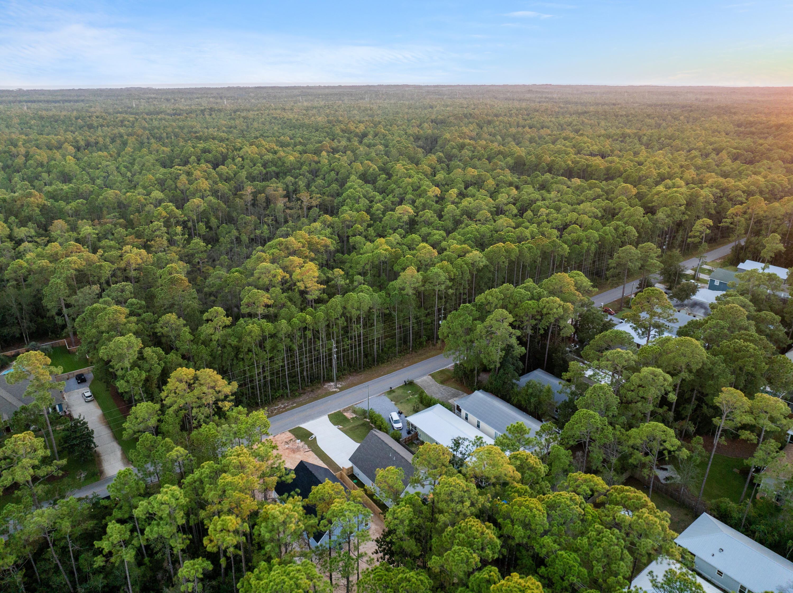 MAGNOLIA BEACH - Residential Lease