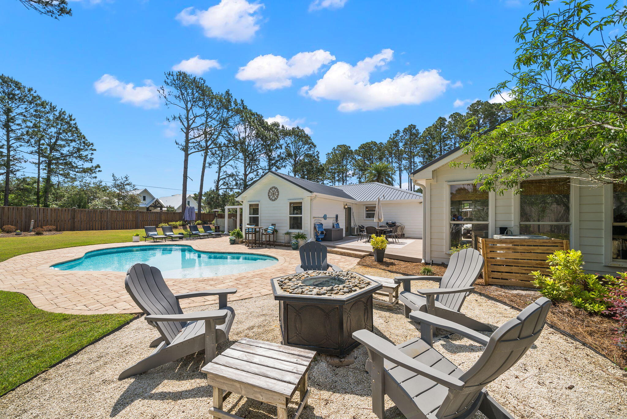 SANTA ROSA RIDGE - Residential