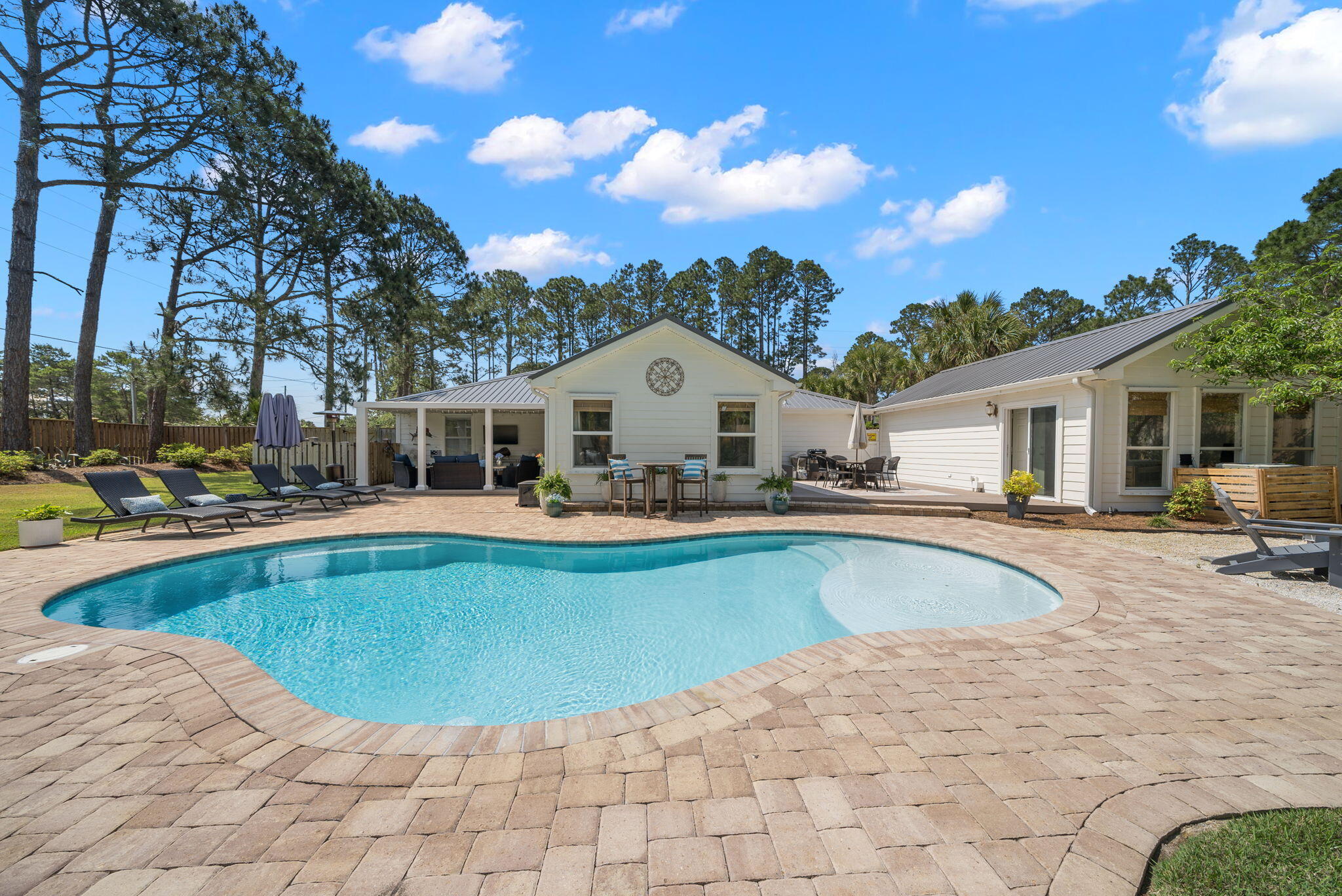 SANTA ROSA RIDGE - Residential