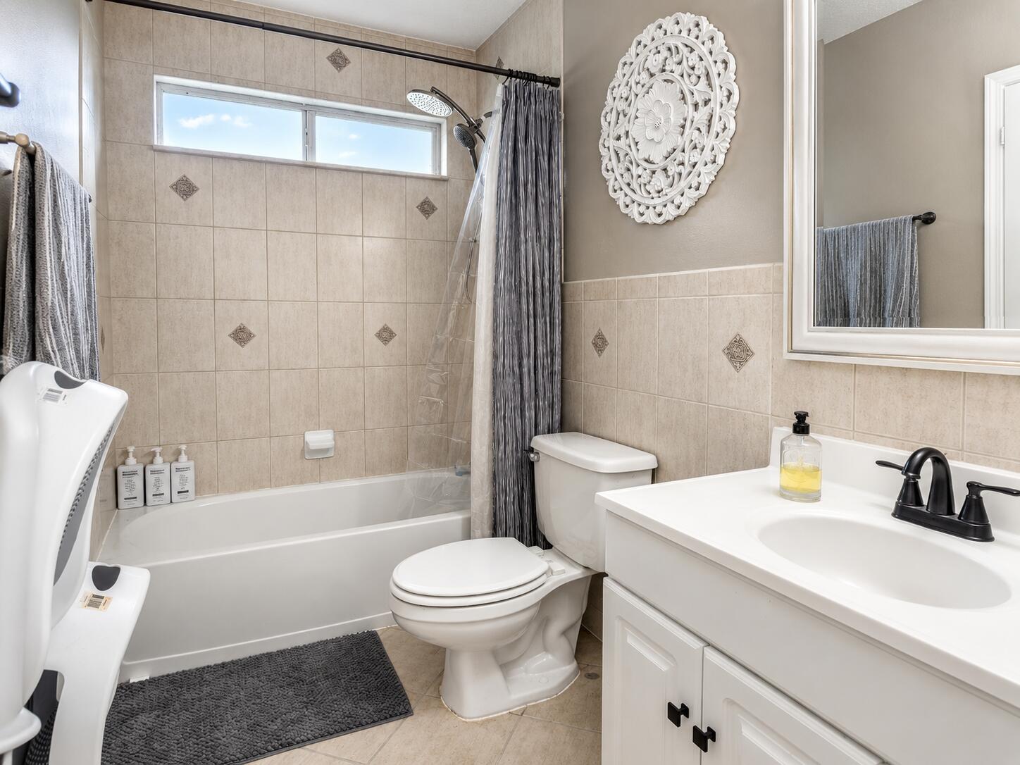 HOLLEY BY THE SEA - Residential