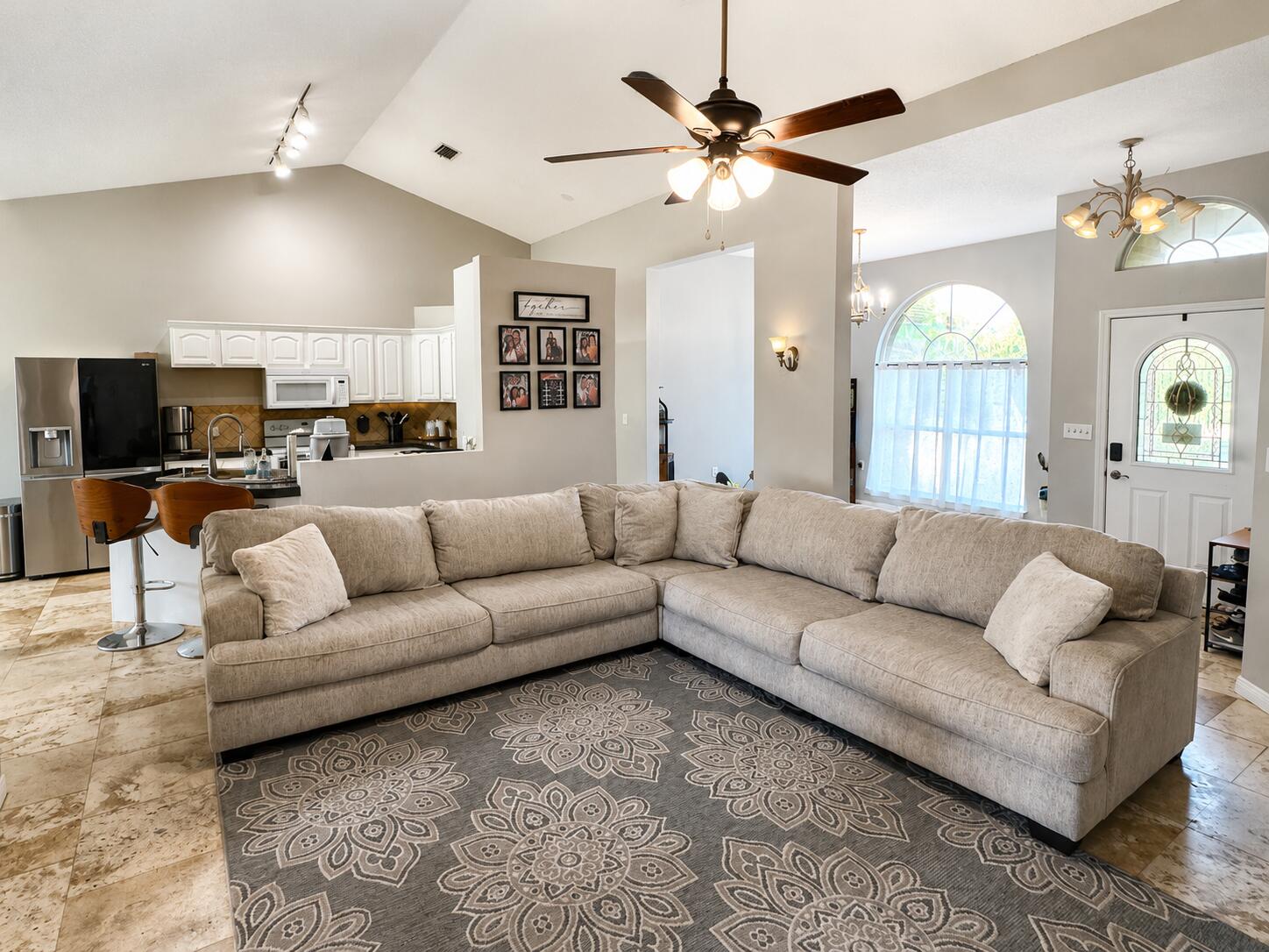 HOLLEY BY THE SEA - Residential
