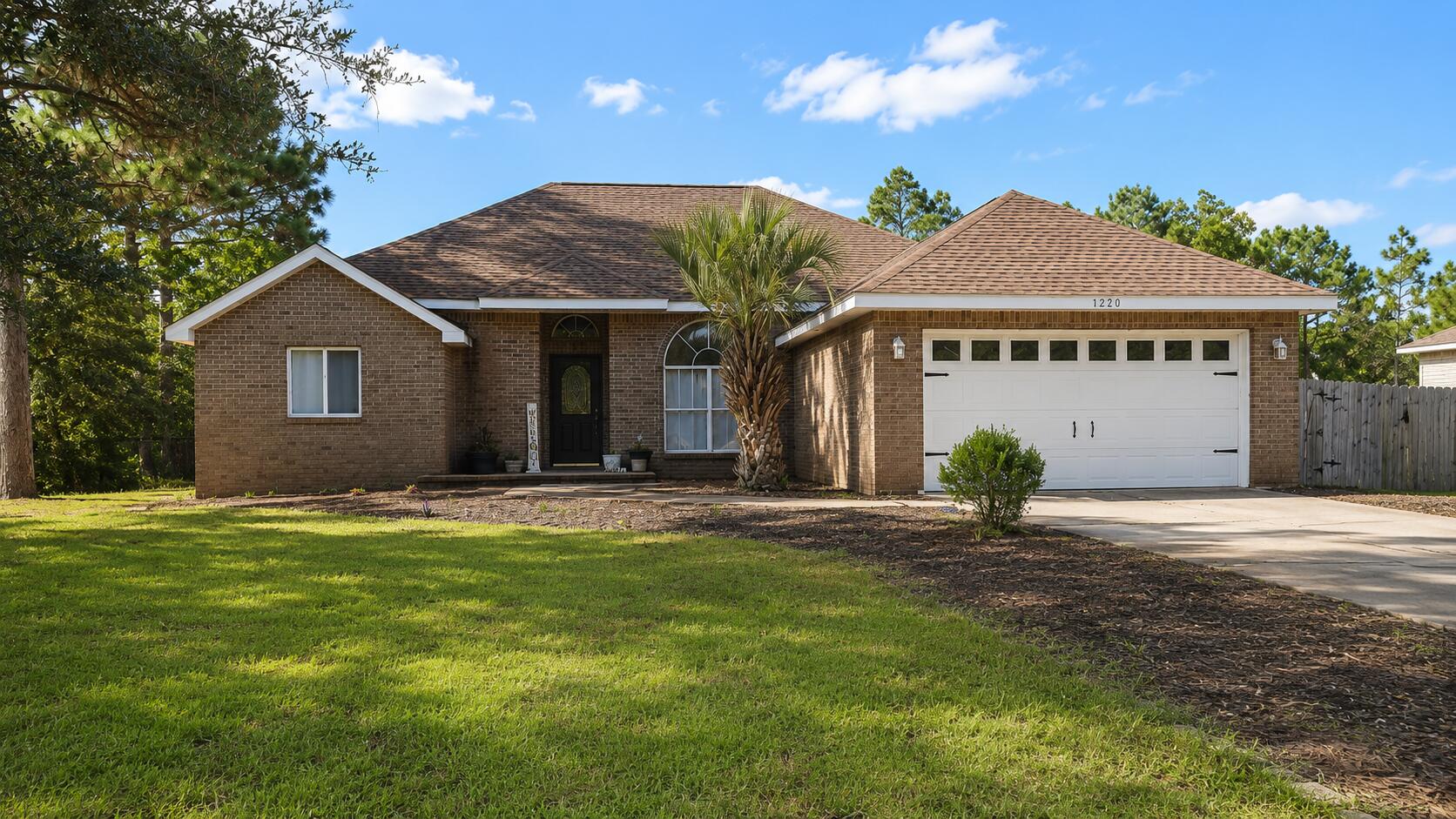 HOLLEY BY THE SEA - Residential