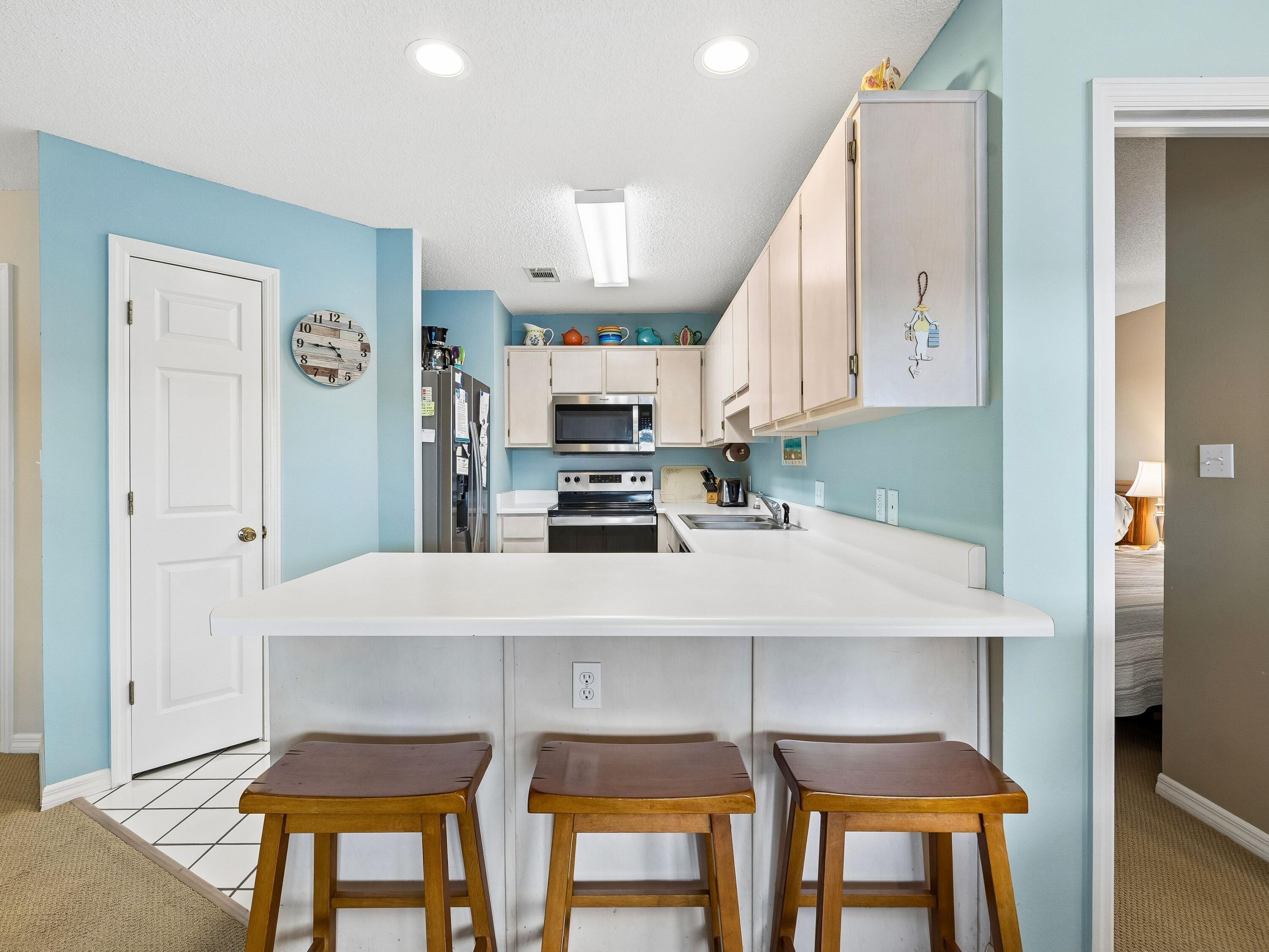 BEACHSIDE VILLAS CONDO - Residential