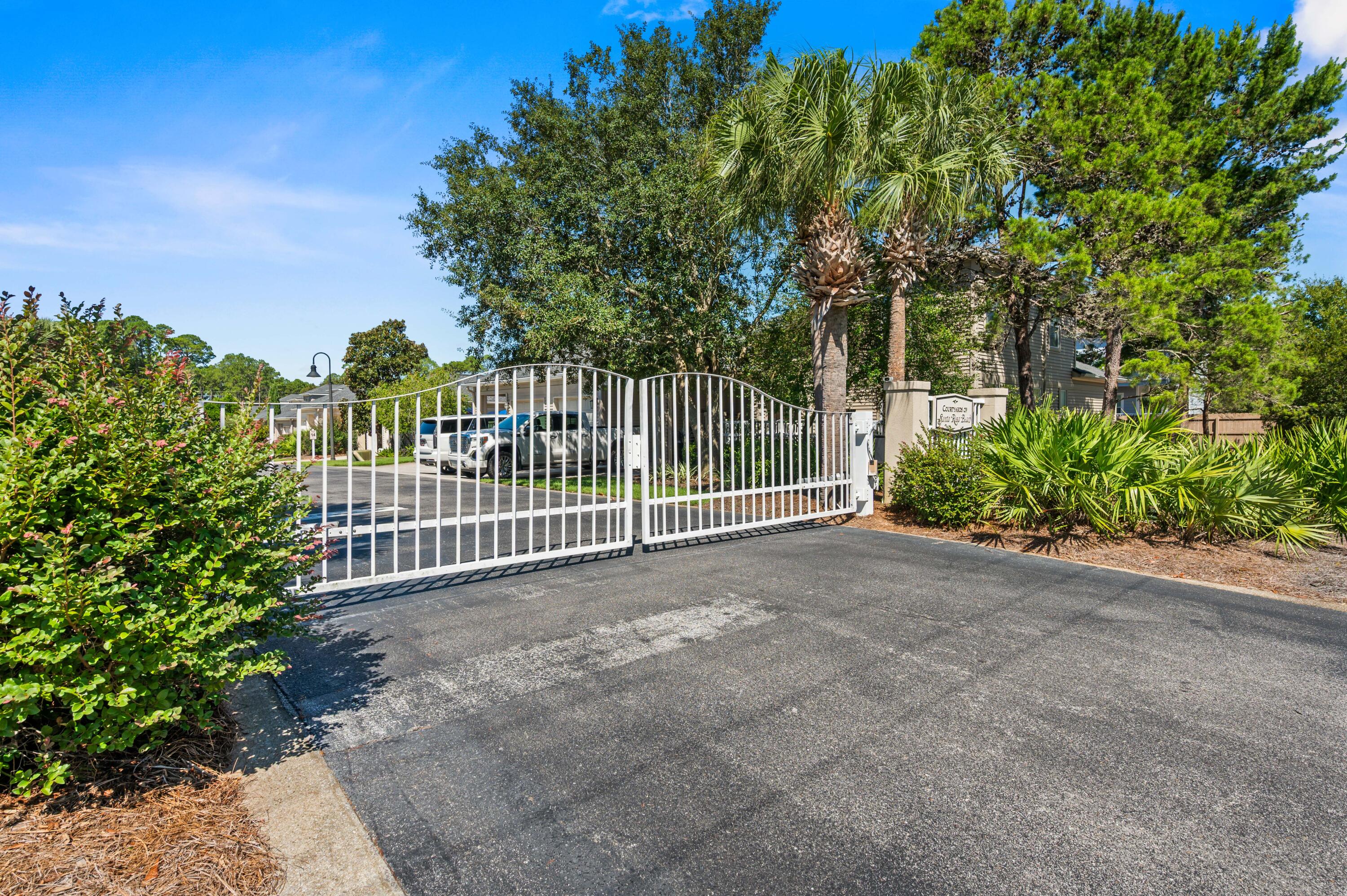 COURTYARDS OF SANTA ROSA BEACH - Residential