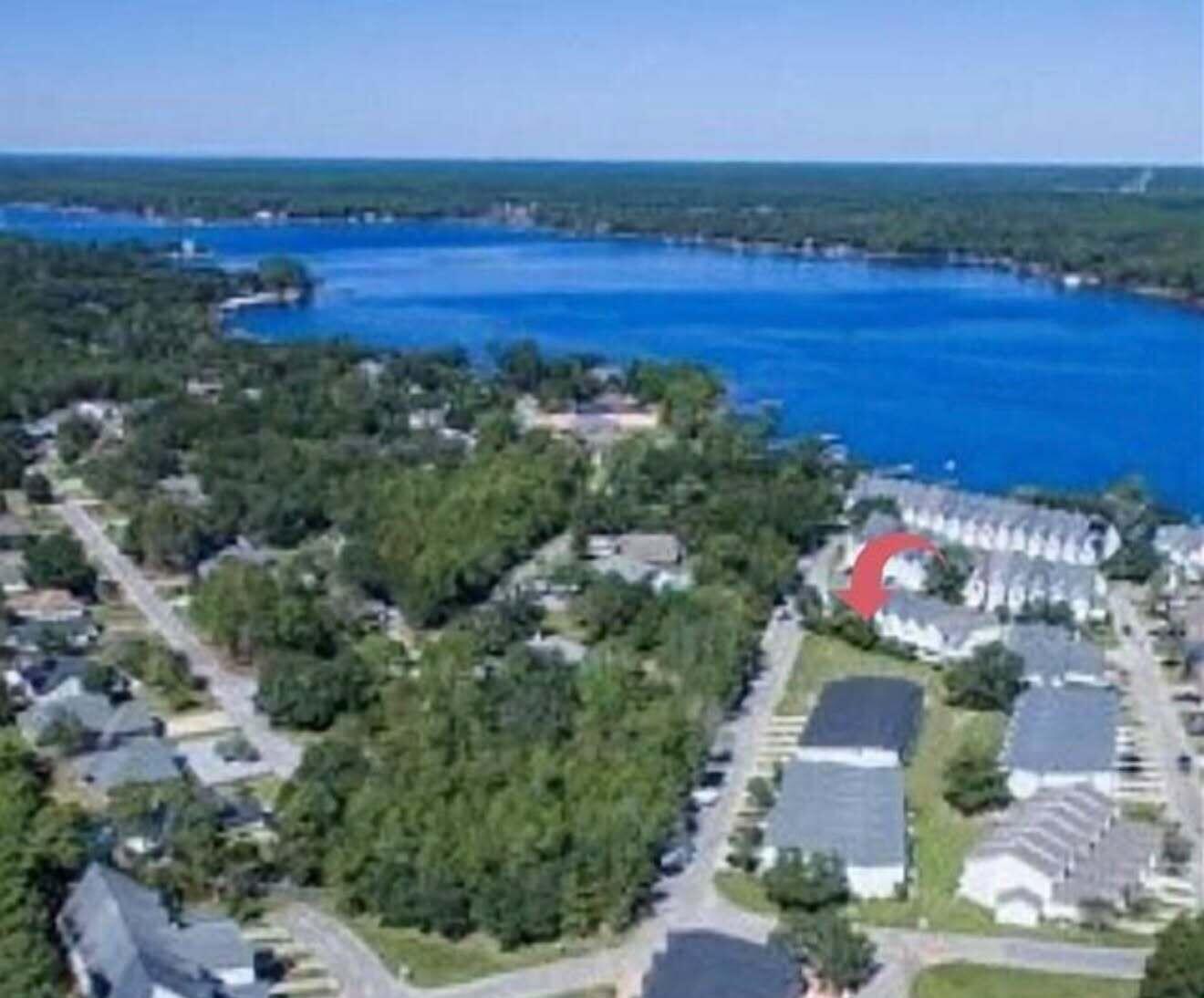 HIDDEN BAY VILLAGE - Residential