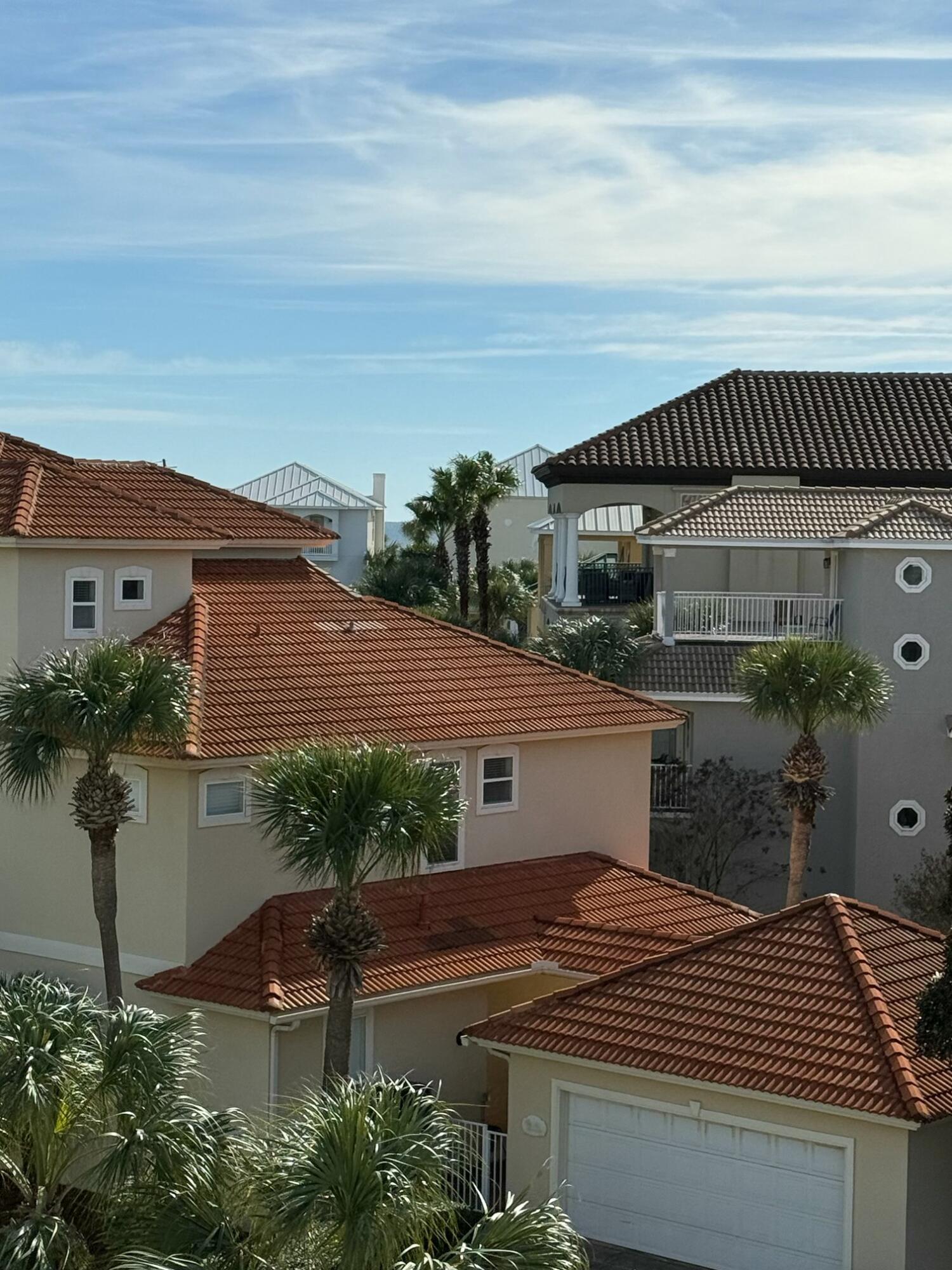 MARAVILLA CONDO 2 - Residential