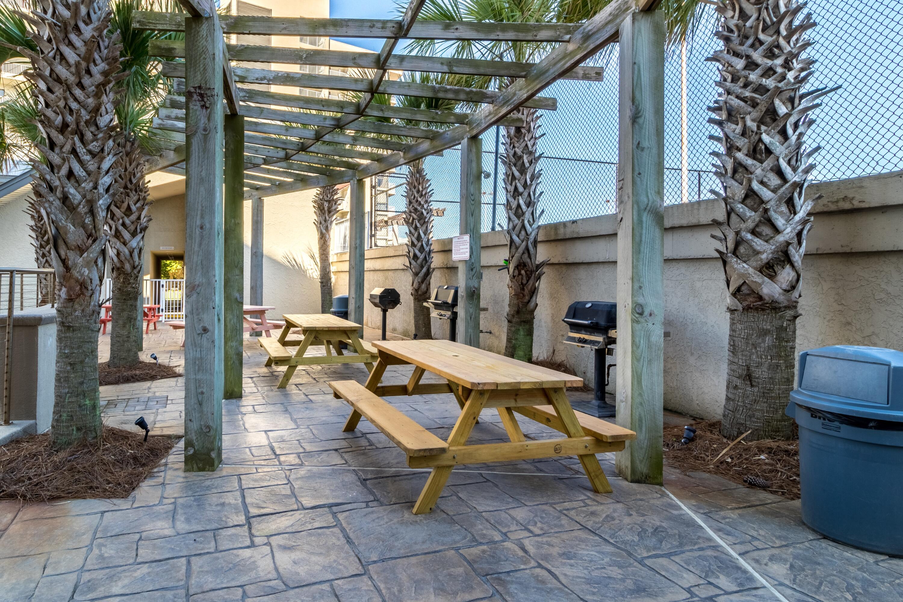 Mainsail Condo Ph Iv - Residential