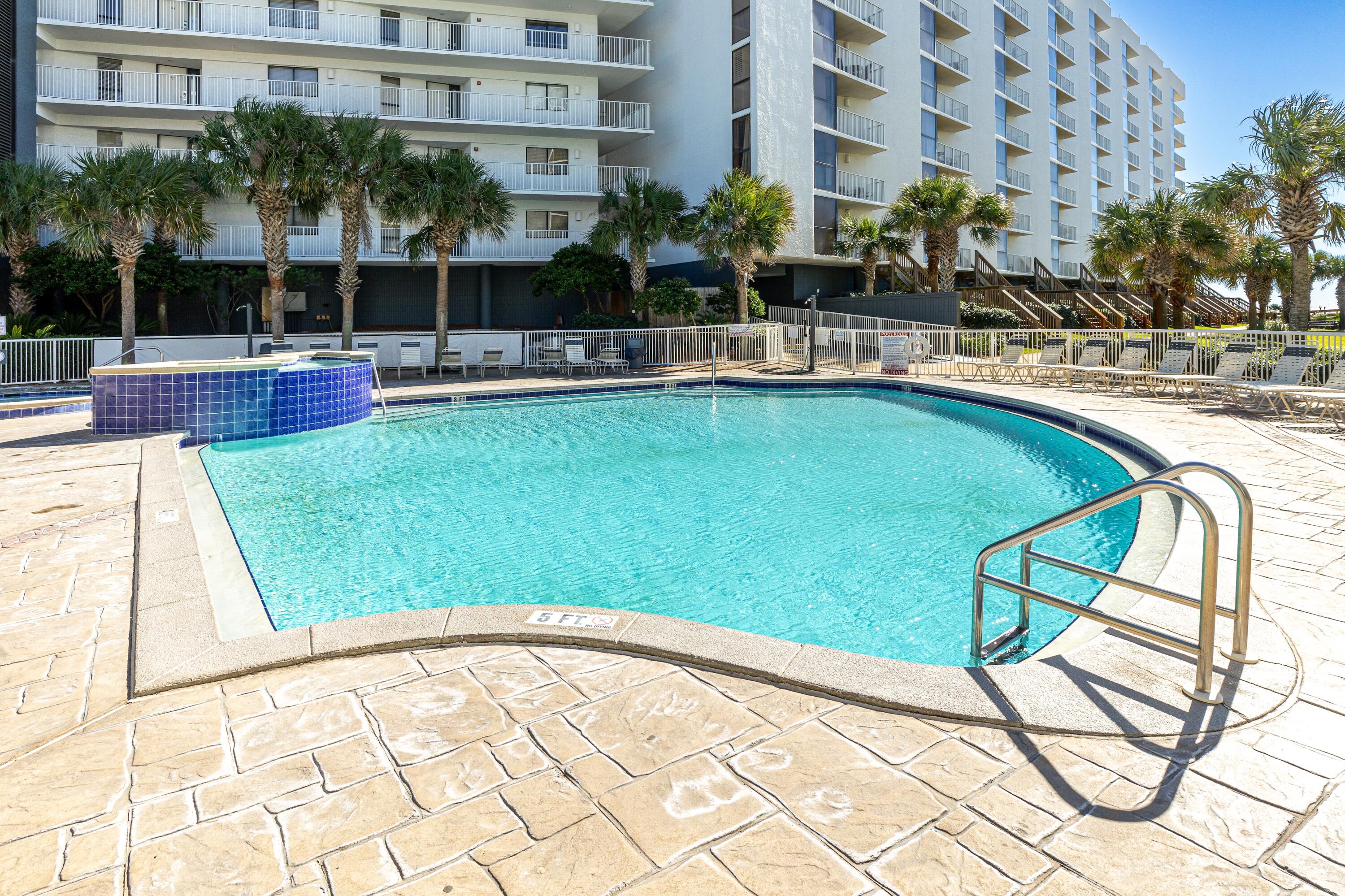Mainsail Condo Ph Iv - Residential