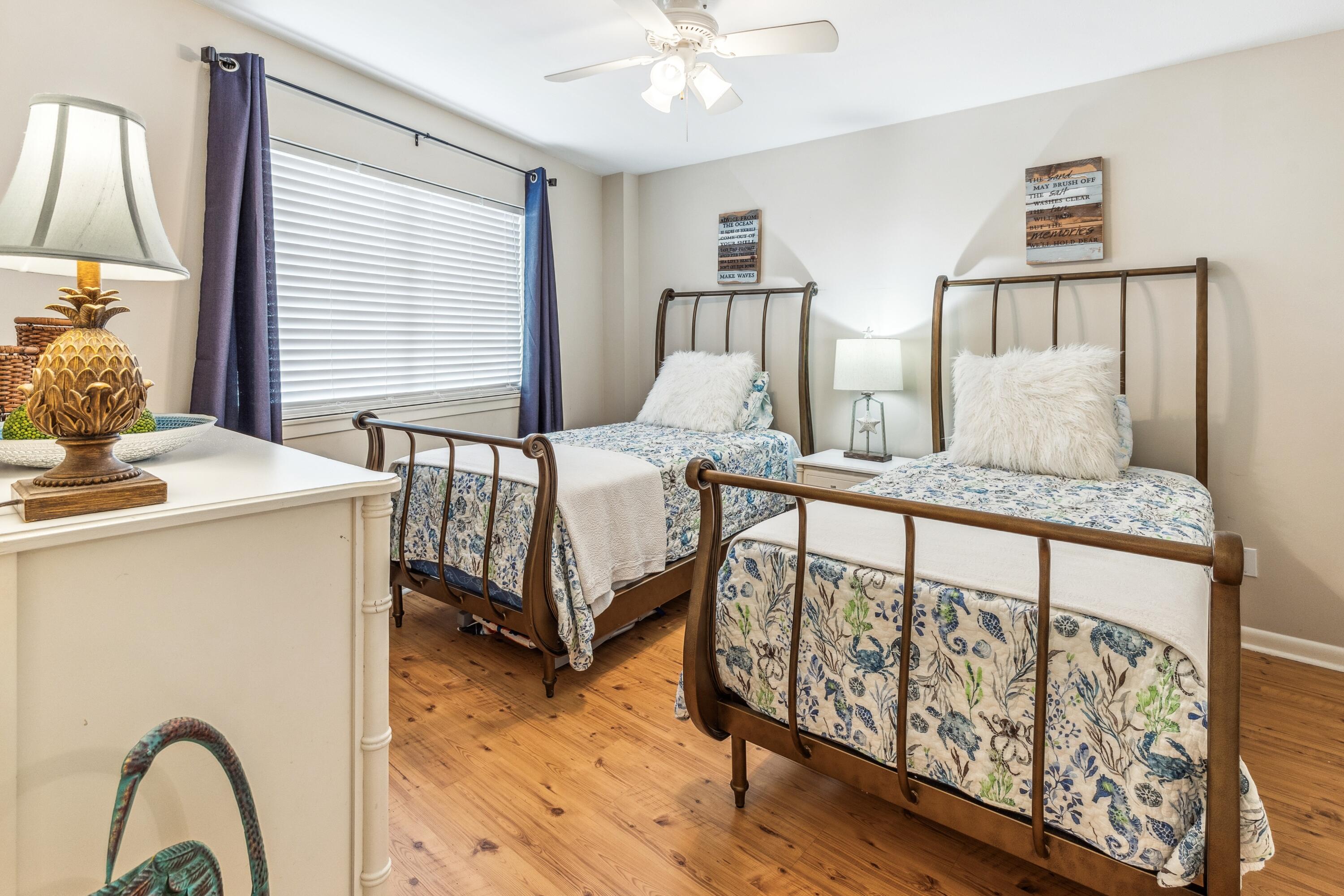 Mainsail Condo Ph Iv - Residential