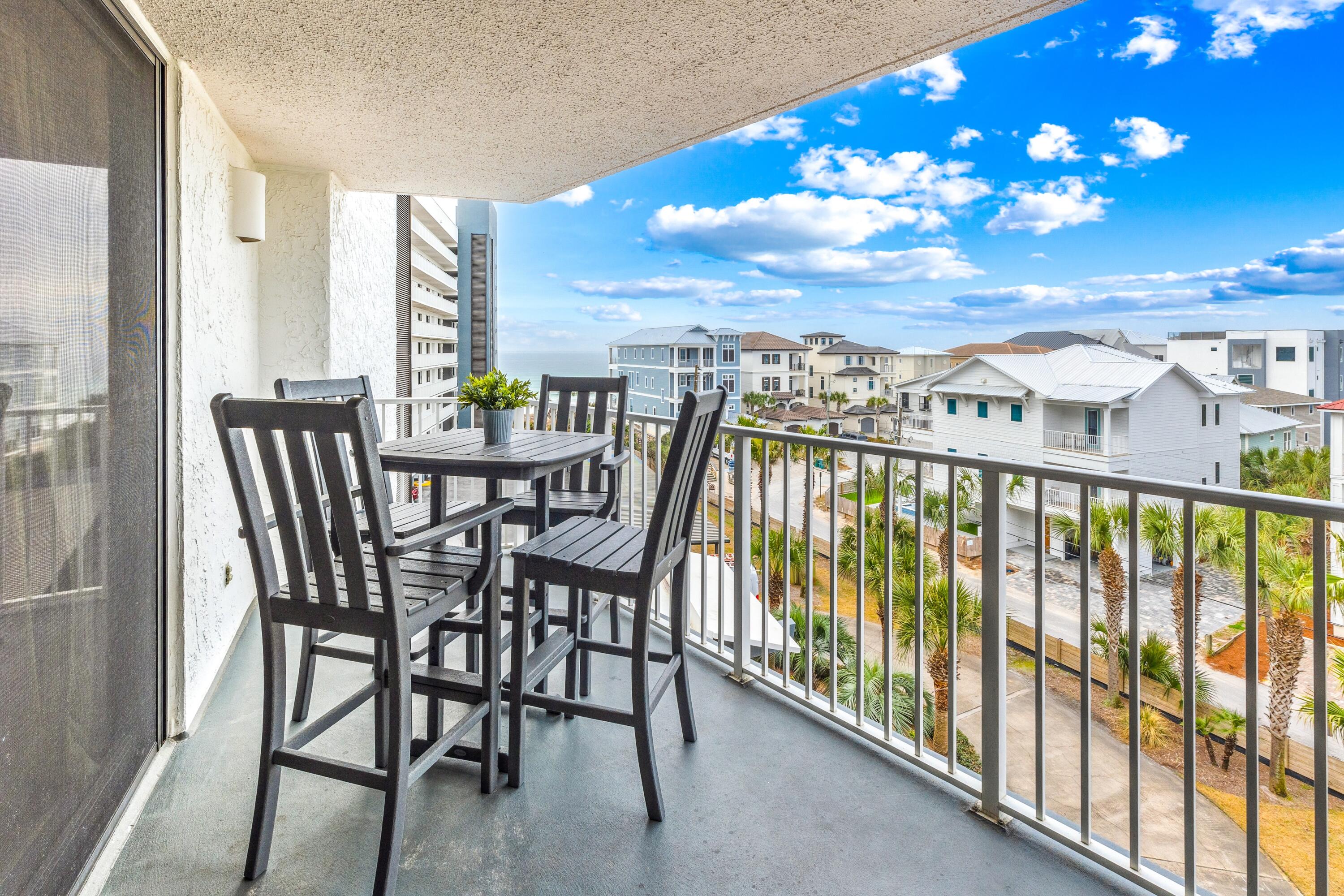 Mainsail Condo Ph Iv - Residential