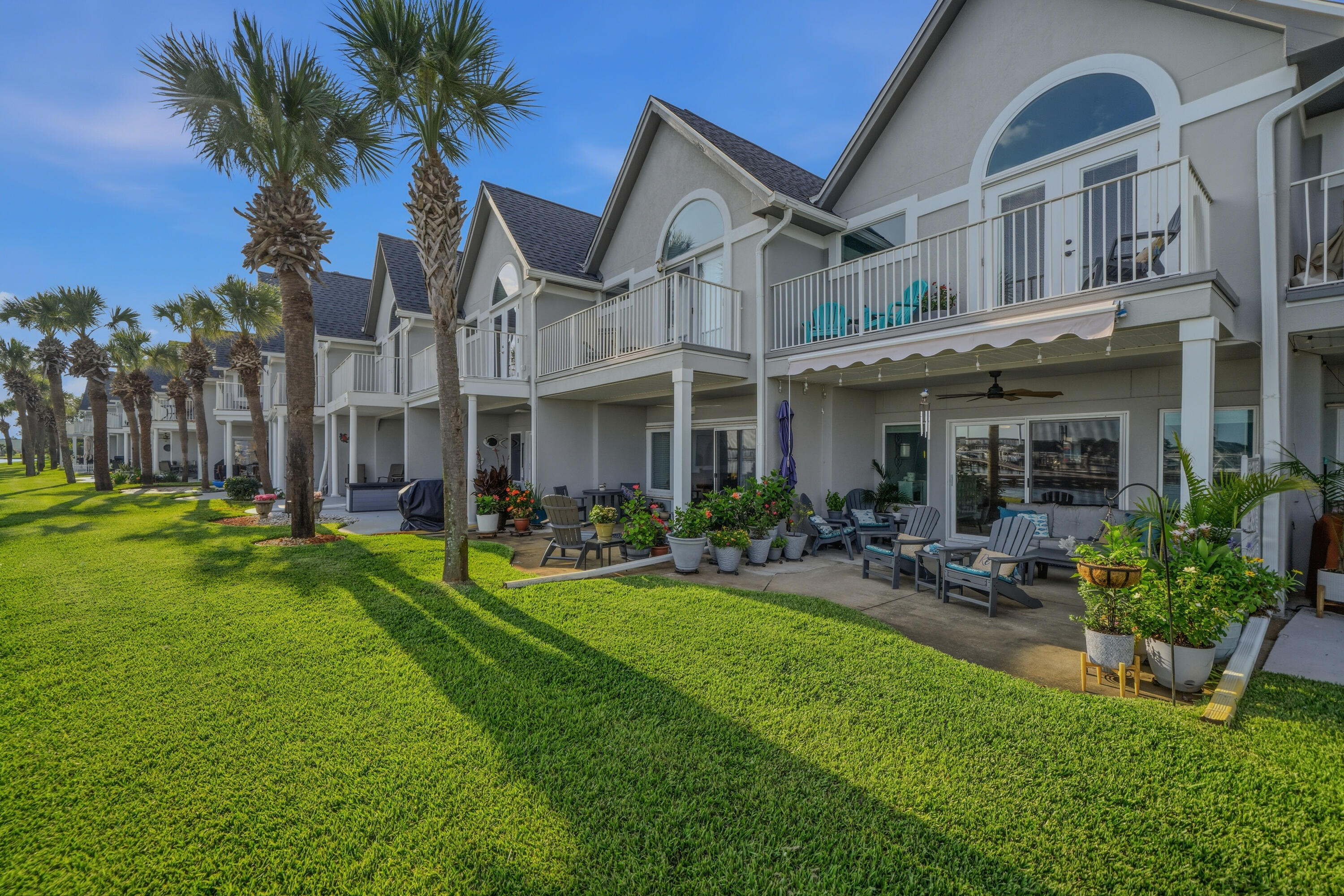 Brooks Landing Townhomes - Residential