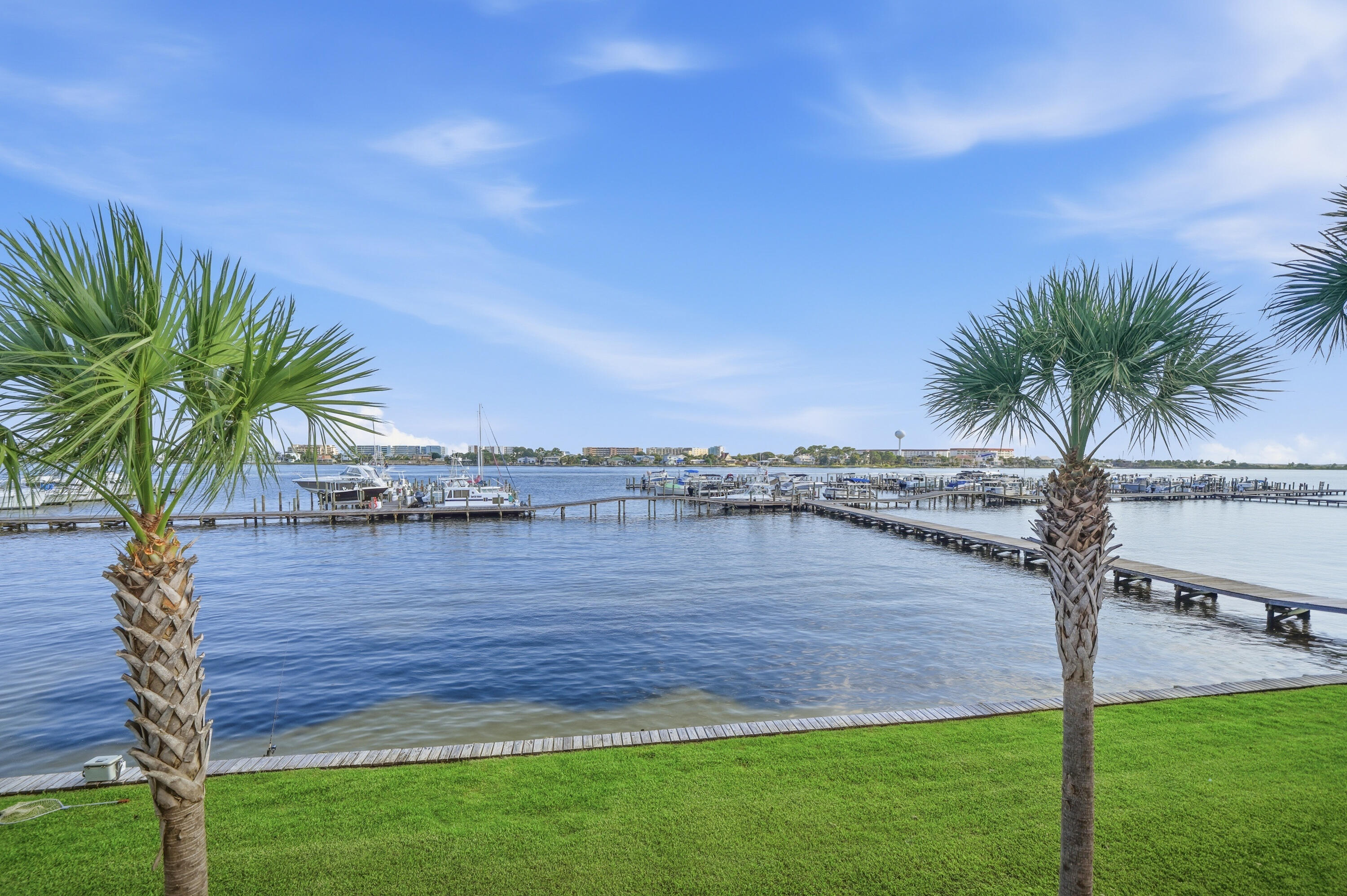 Brooks Landing Townhomes - Residential