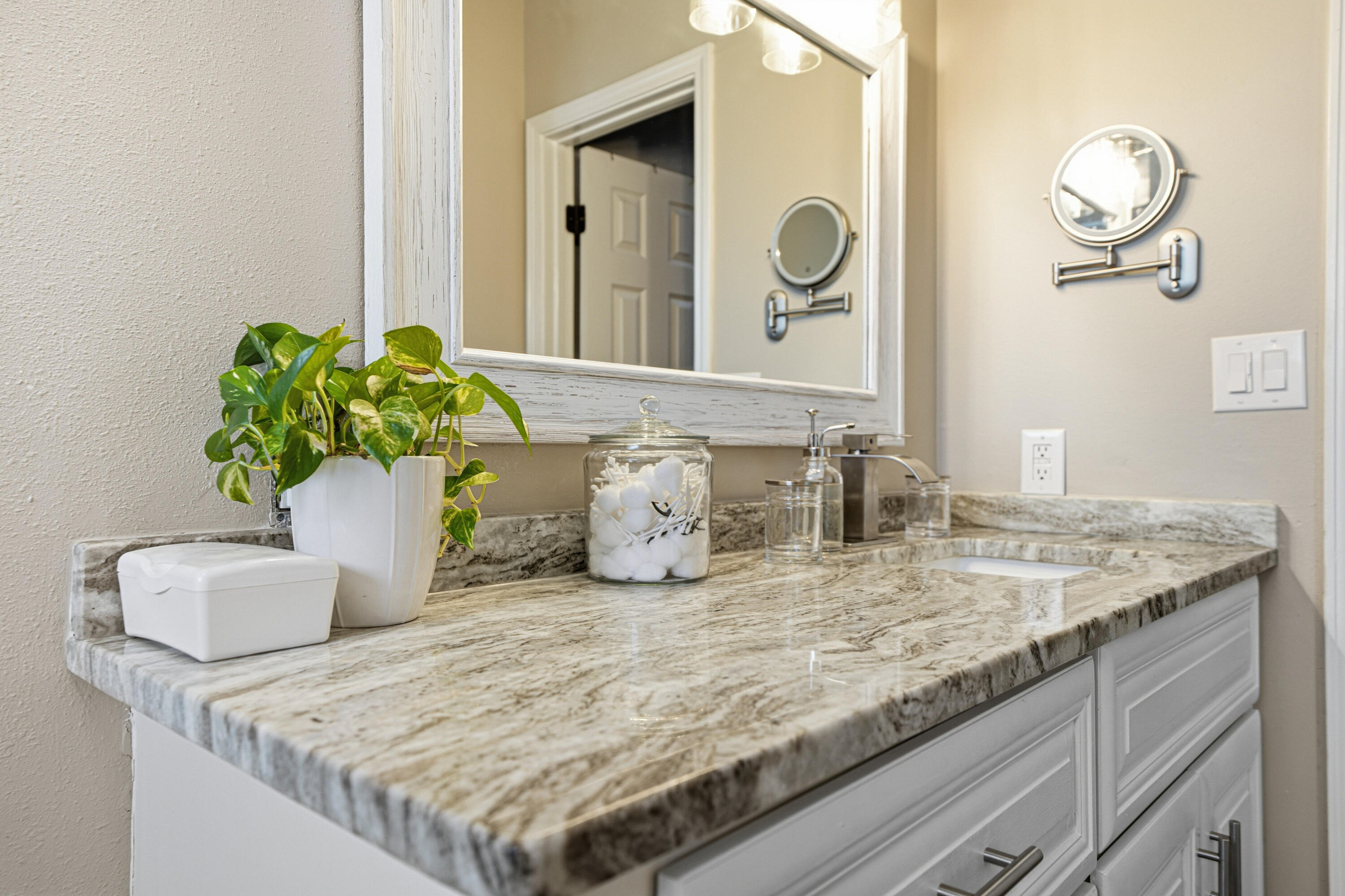 Brooks Landing Townhomes - Residential